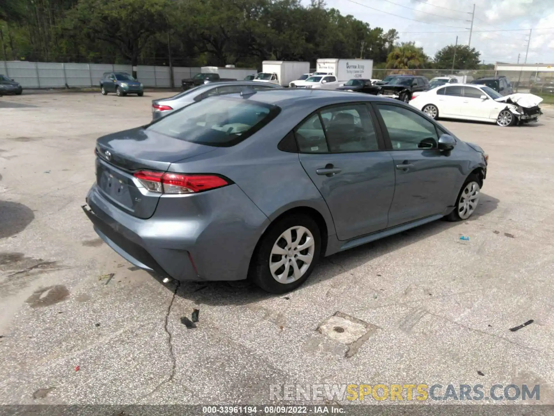 4 Photograph of a damaged car 5YFEPMAE1MP215319 TOYOTA COROLLA 2021