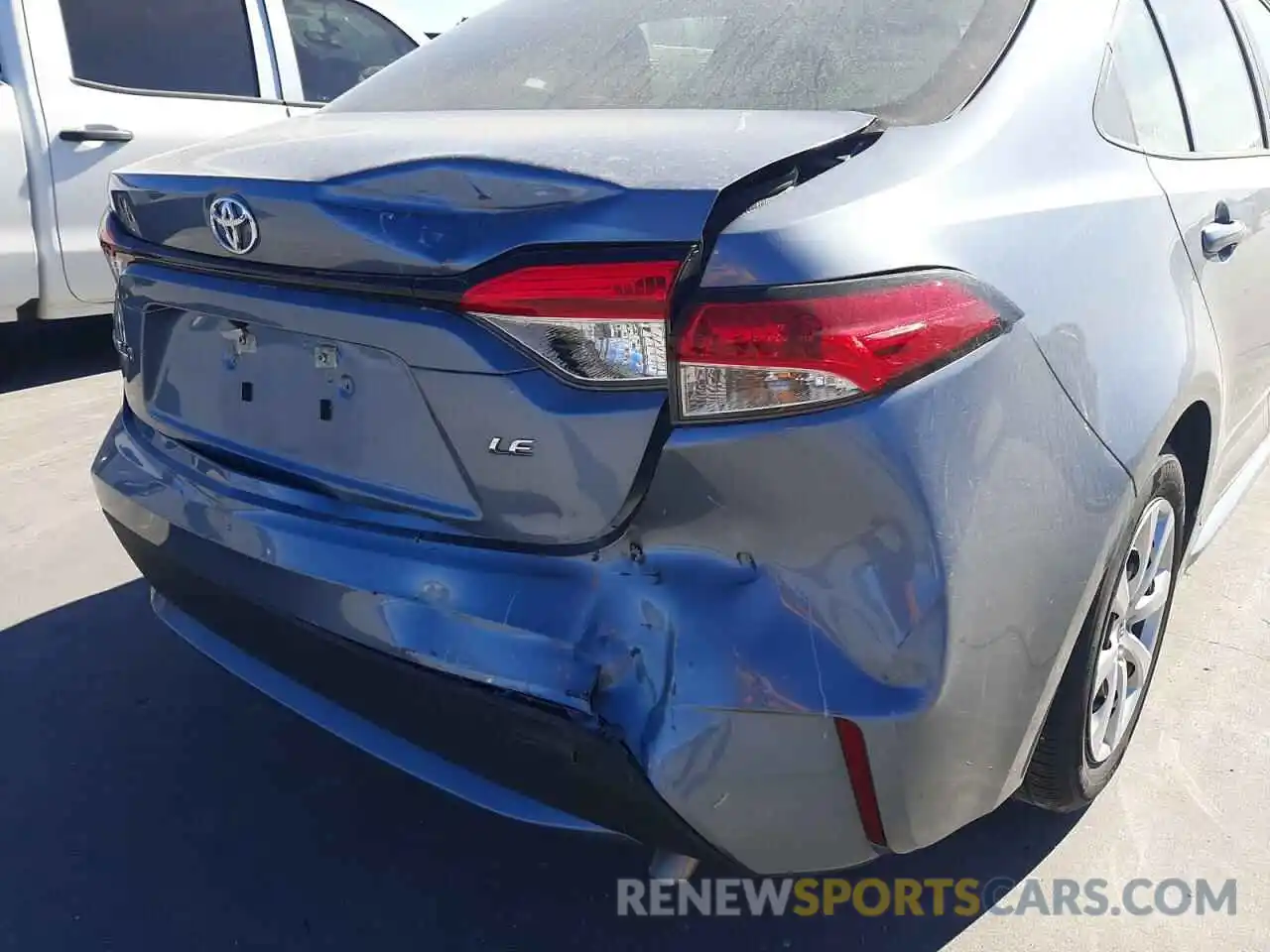 9 Photograph of a damaged car 5YFEPMAE1MP215854 TOYOTA COROLLA 2021