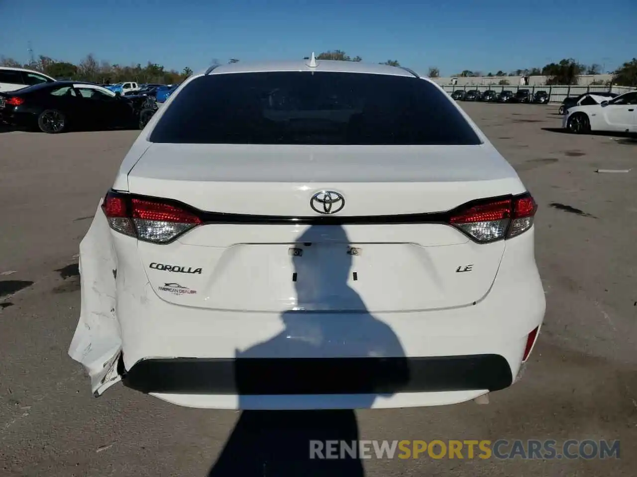 6 Photograph of a damaged car 5YFEPMAE1MP216244 TOYOTA COROLLA 2021