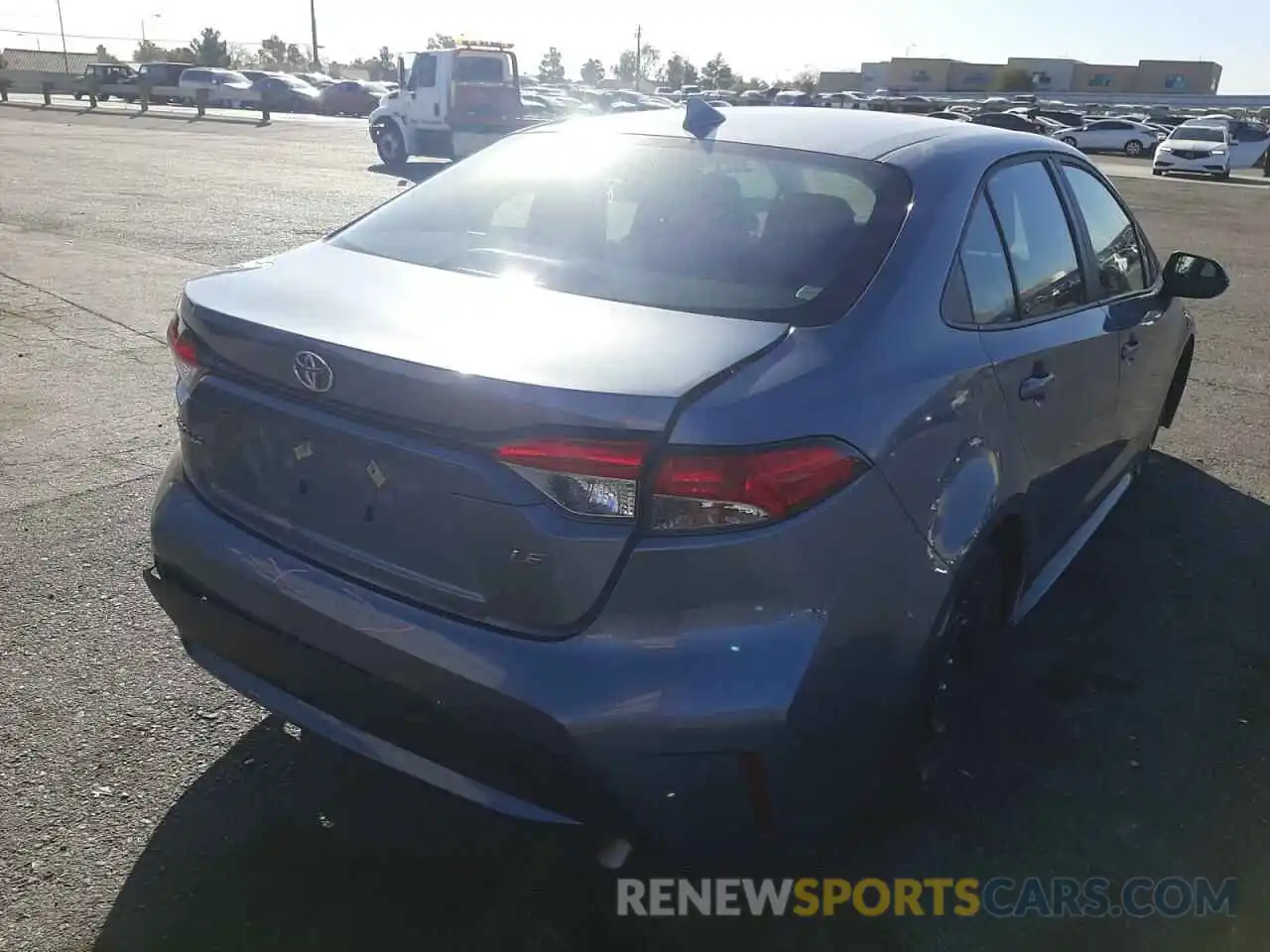 4 Photograph of a damaged car 5YFEPMAE1MP216440 TOYOTA COROLLA 2021