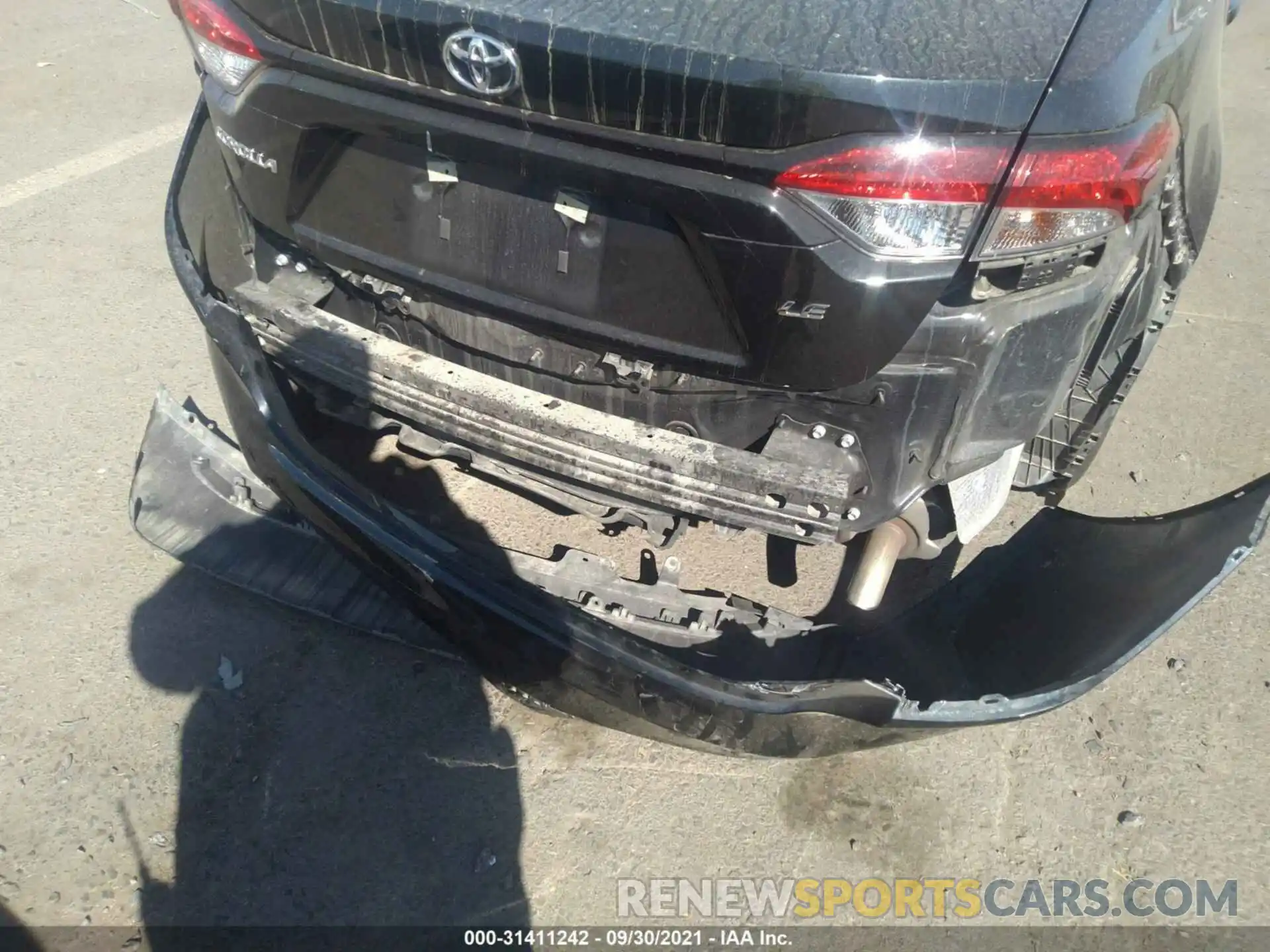 6 Photograph of a damaged car 5YFEPMAE1MP217376 TOYOTA COROLLA 2021