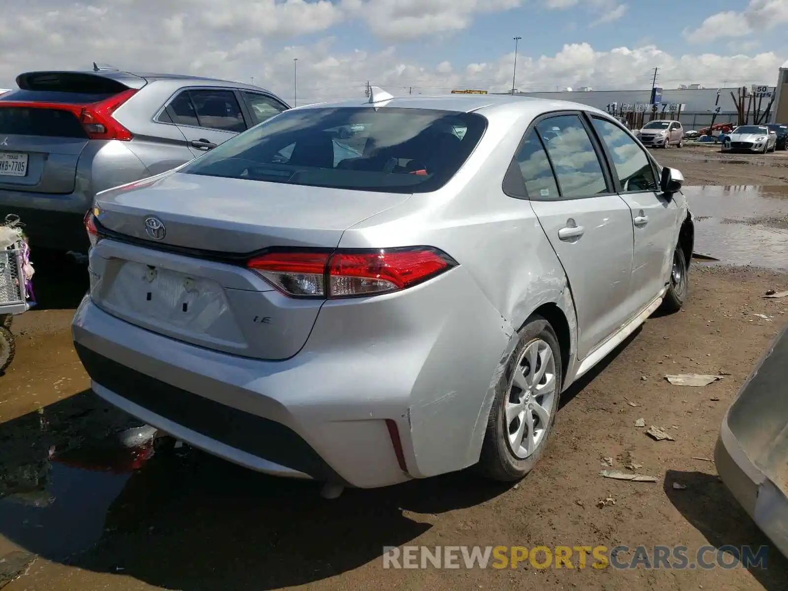 4 Photograph of a damaged car 5YFEPMAE1MP218916 TOYOTA COROLLA 2021