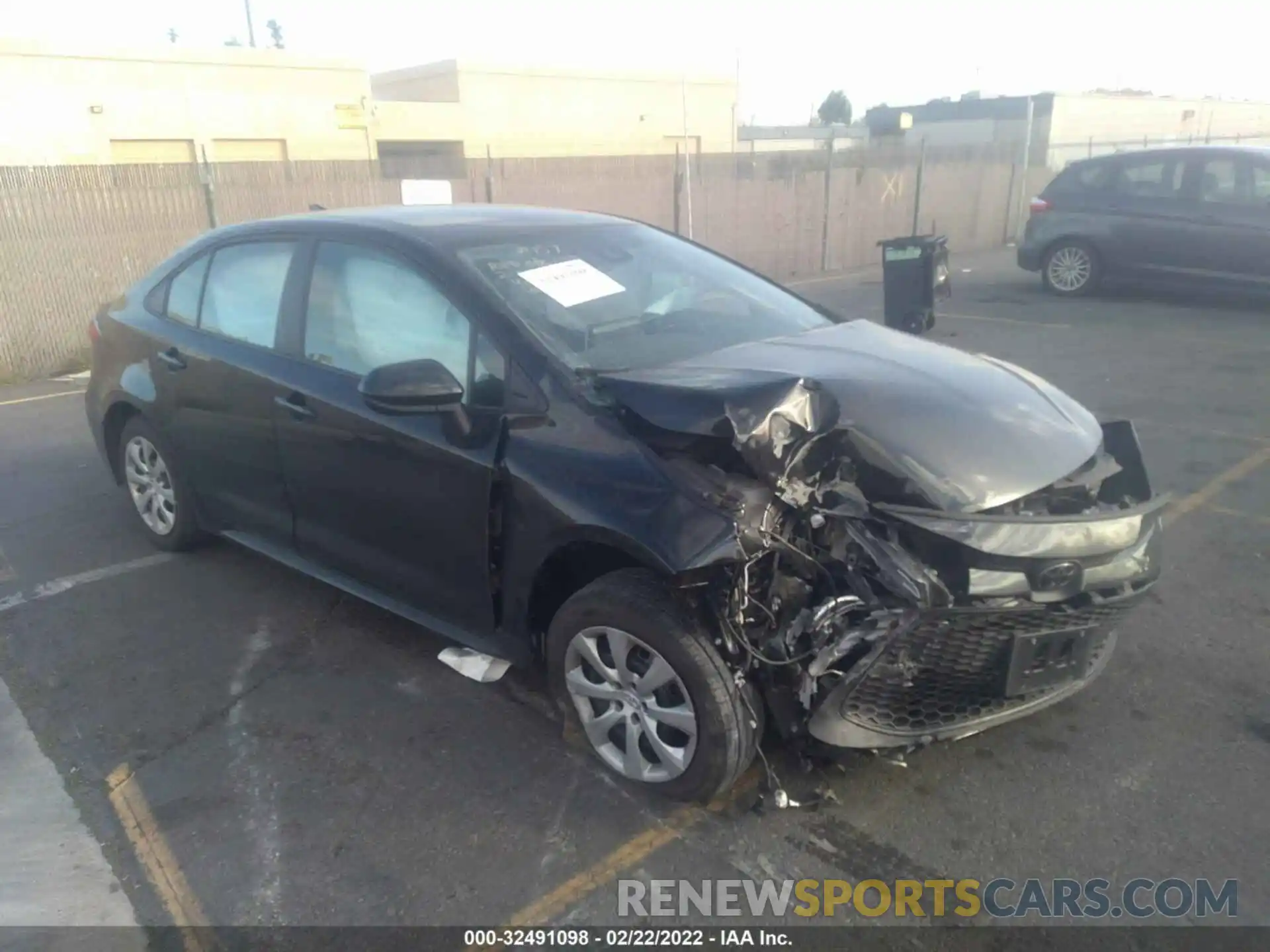 1 Photograph of a damaged car 5YFEPMAE1MP219189 TOYOTA COROLLA 2021