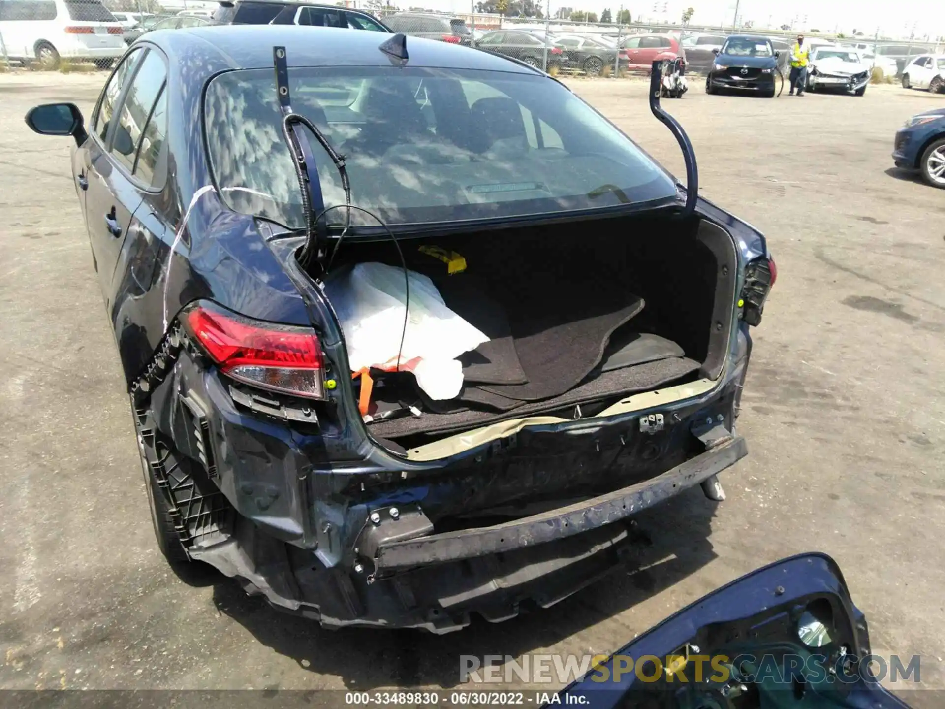 6 Photograph of a damaged car 5YFEPMAE1MP220813 TOYOTA COROLLA 2021