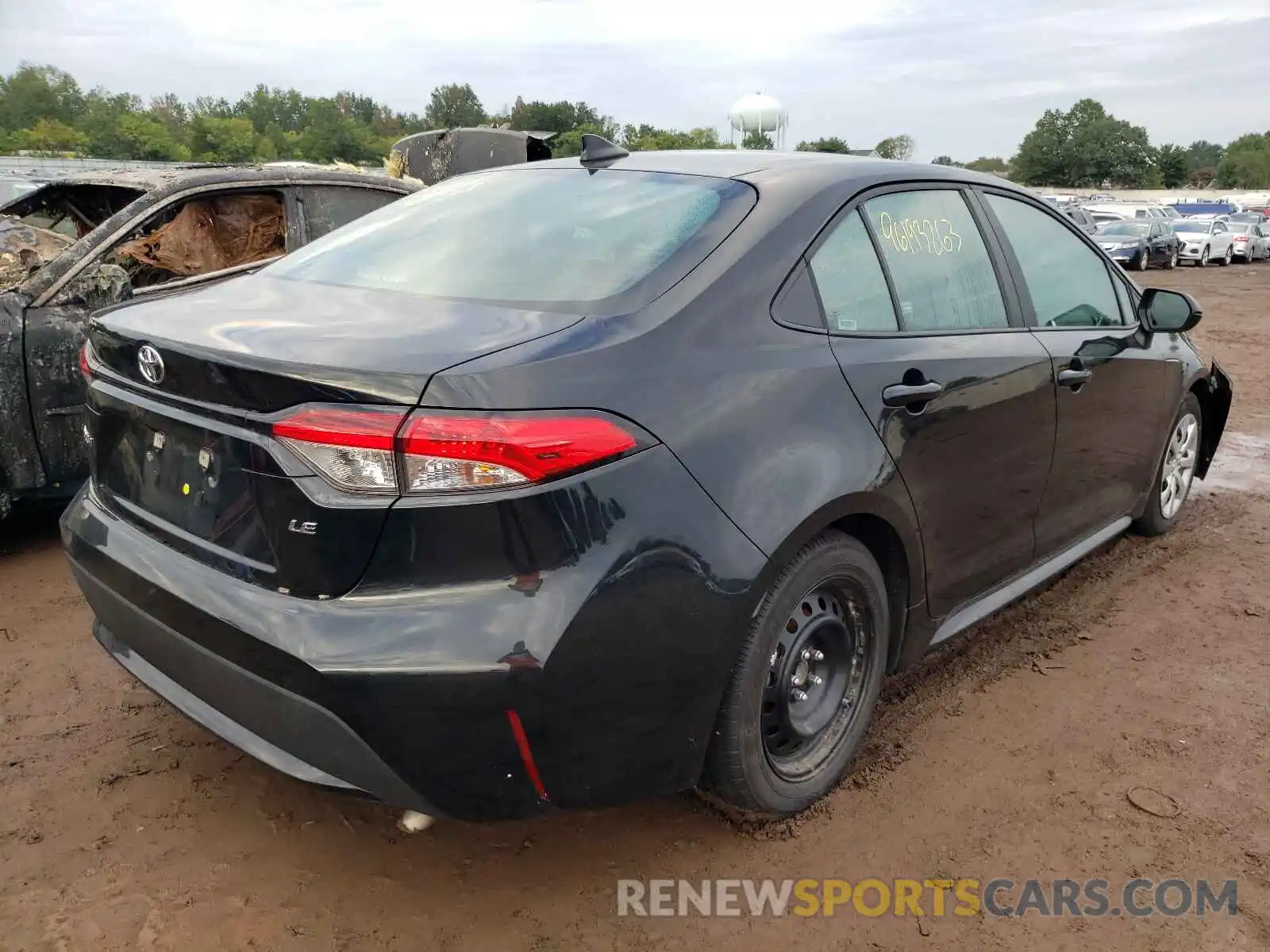 4 Photograph of a damaged car 5YFEPMAE1MP221959 TOYOTA COROLLA 2021