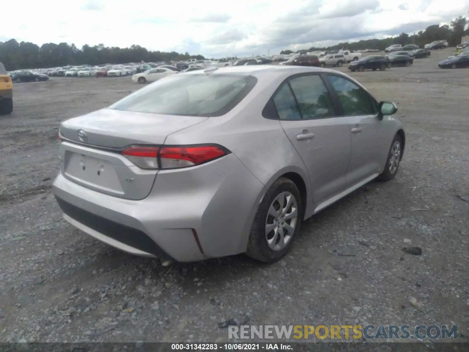 4 Photograph of a damaged car 5YFEPMAE1MP222142 TOYOTA COROLLA 2021