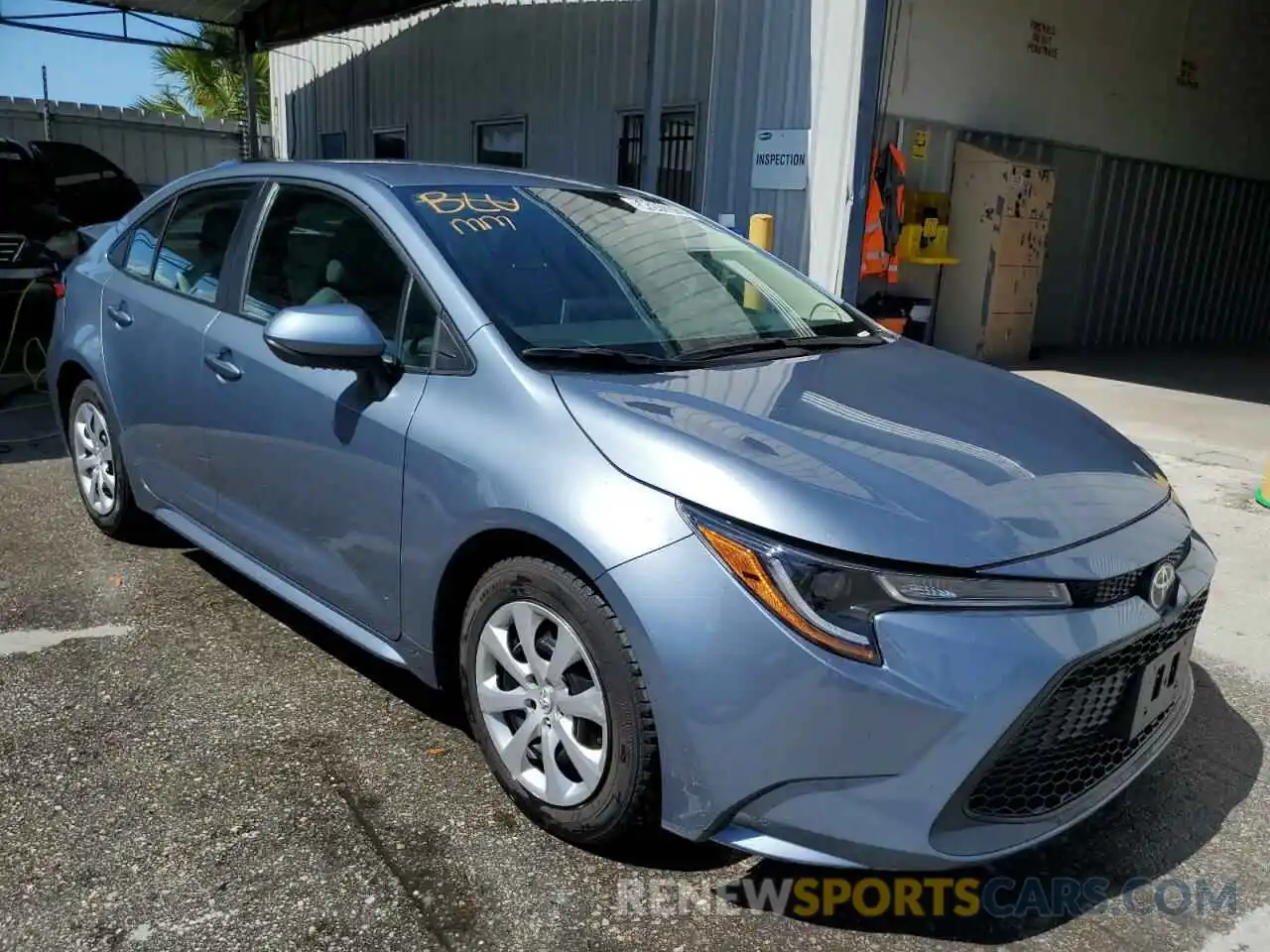 1 Photograph of a damaged car 5YFEPMAE1MP222187 TOYOTA COROLLA 2021