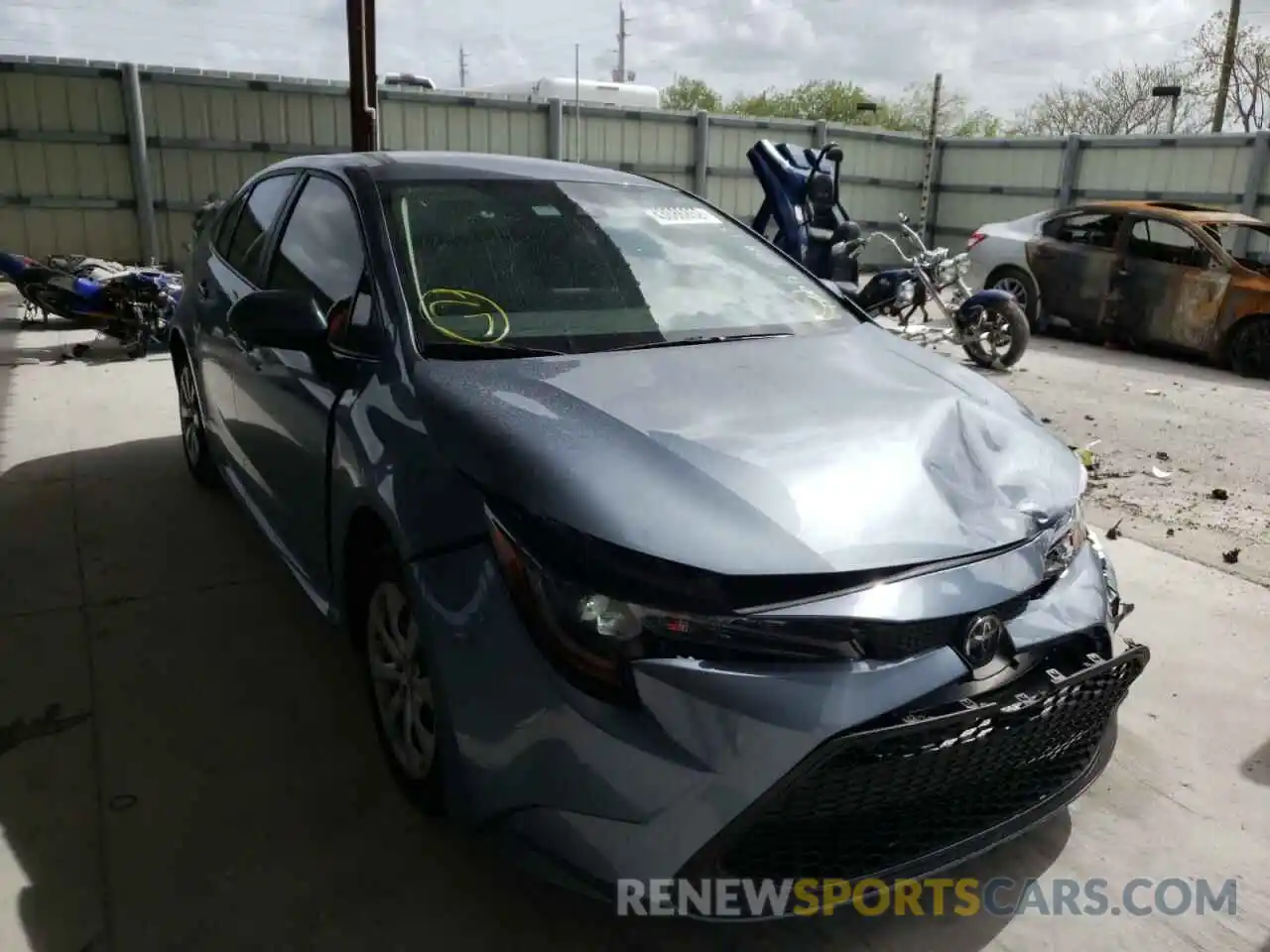 1 Photograph of a damaged car 5YFEPMAE1MP225011 TOYOTA COROLLA 2021