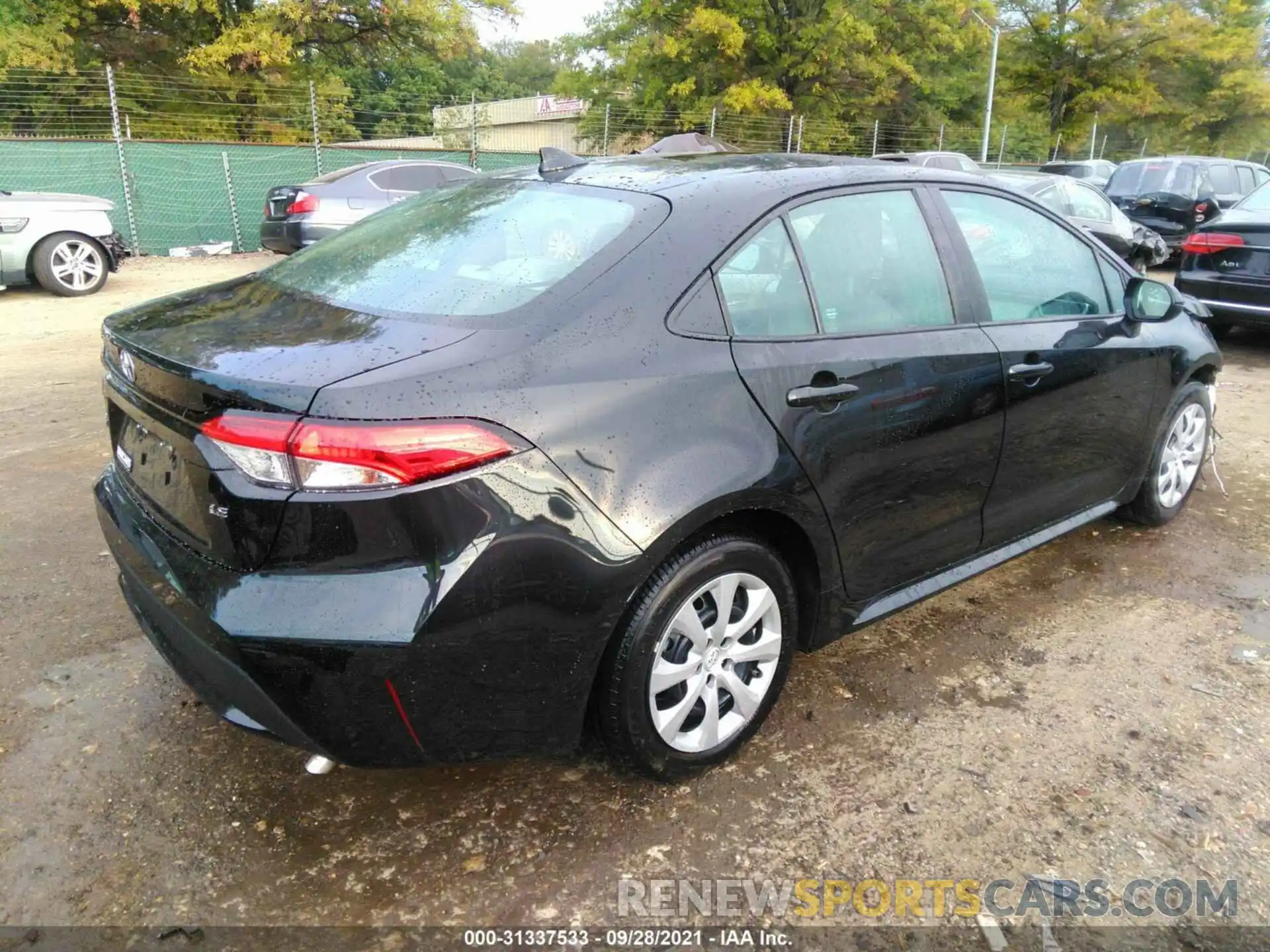 4 Photograph of a damaged car 5YFEPMAE1MP228779 TOYOTA COROLLA 2021