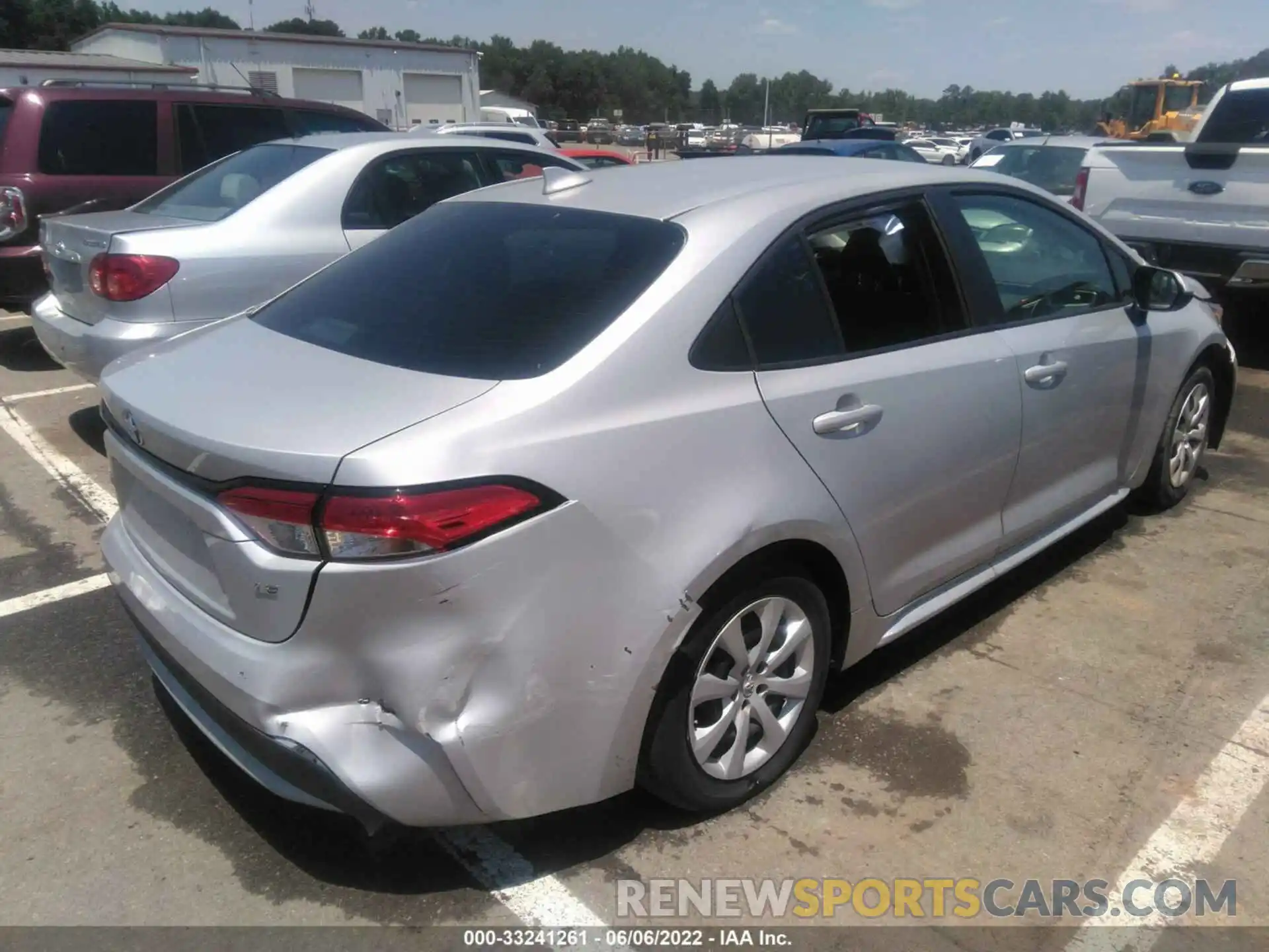 4 Photograph of a damaged car 5YFEPMAE1MP229236 TOYOTA COROLLA 2021