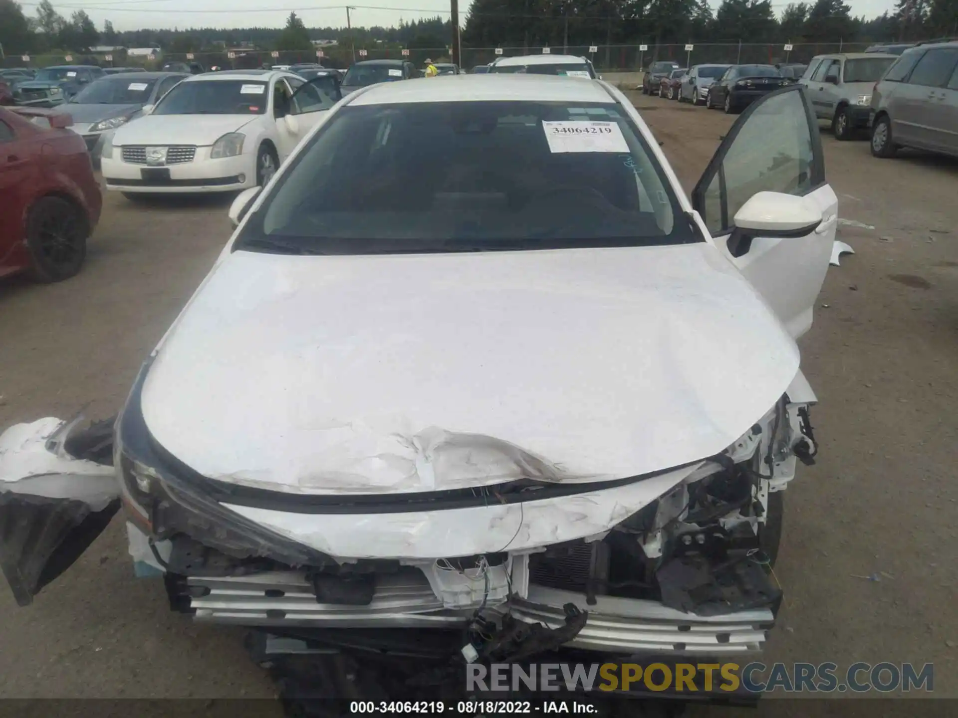 6 Photograph of a damaged car 5YFEPMAE1MP230645 TOYOTA COROLLA 2021