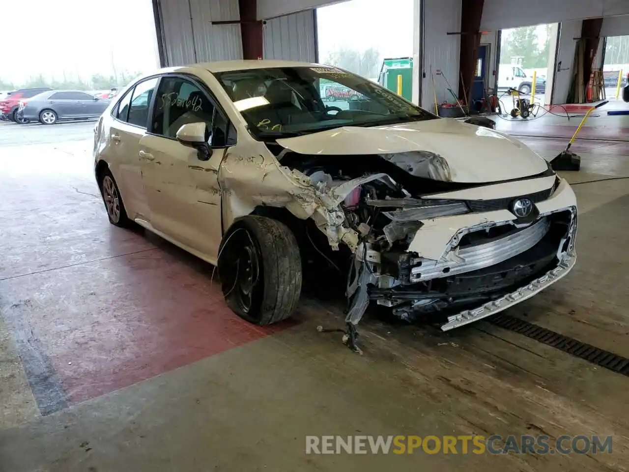 1 Photograph of a damaged car 5YFEPMAE1MP232931 TOYOTA COROLLA 2021