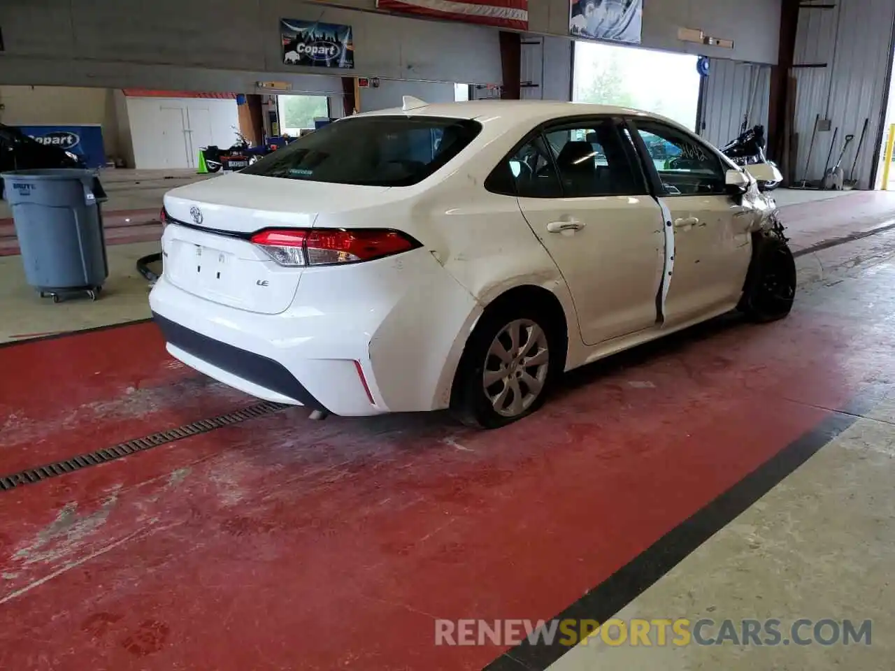 4 Photograph of a damaged car 5YFEPMAE1MP232931 TOYOTA COROLLA 2021