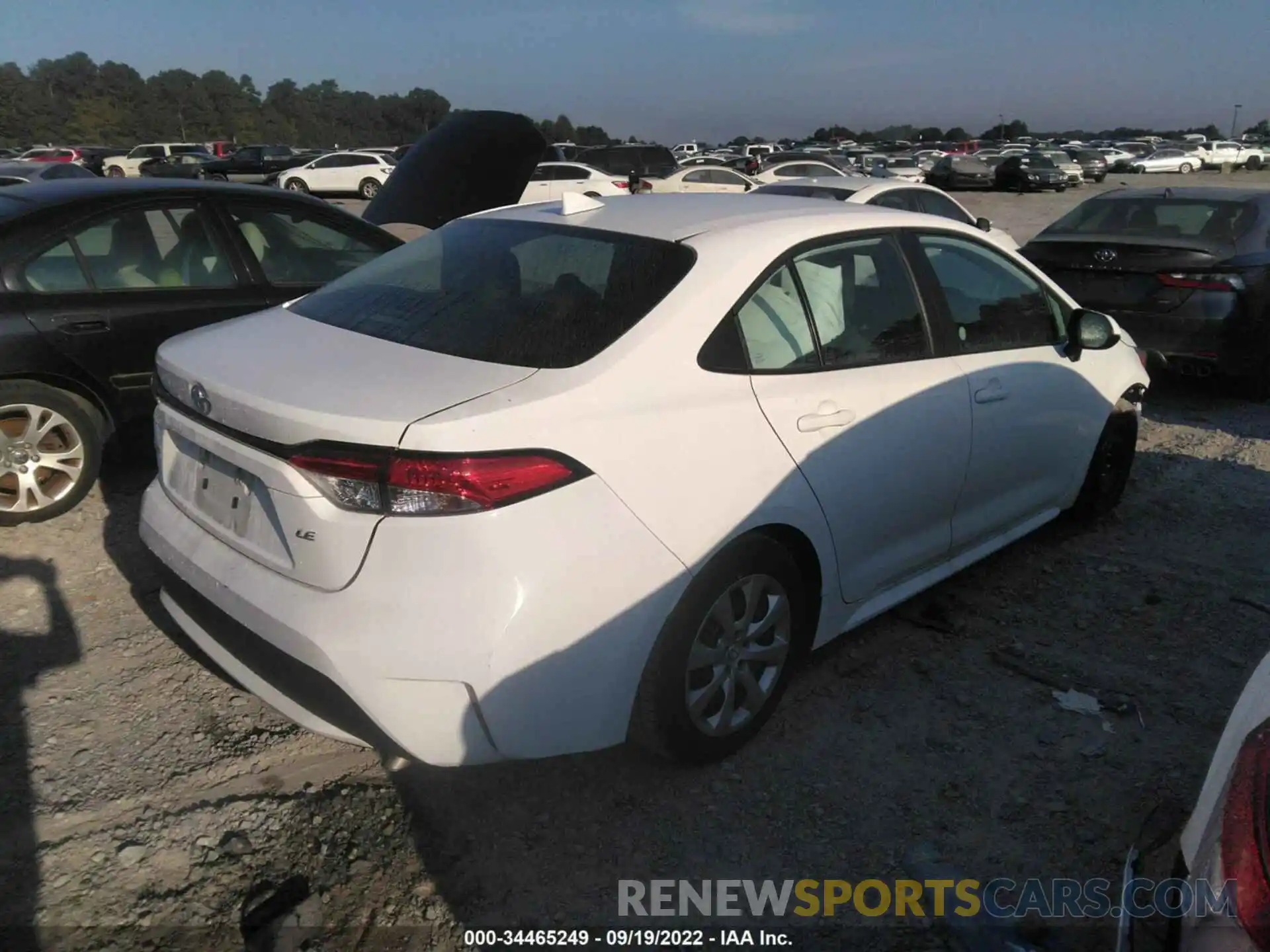 4 Photograph of a damaged car 5YFEPMAE1MP234680 TOYOTA COROLLA 2021