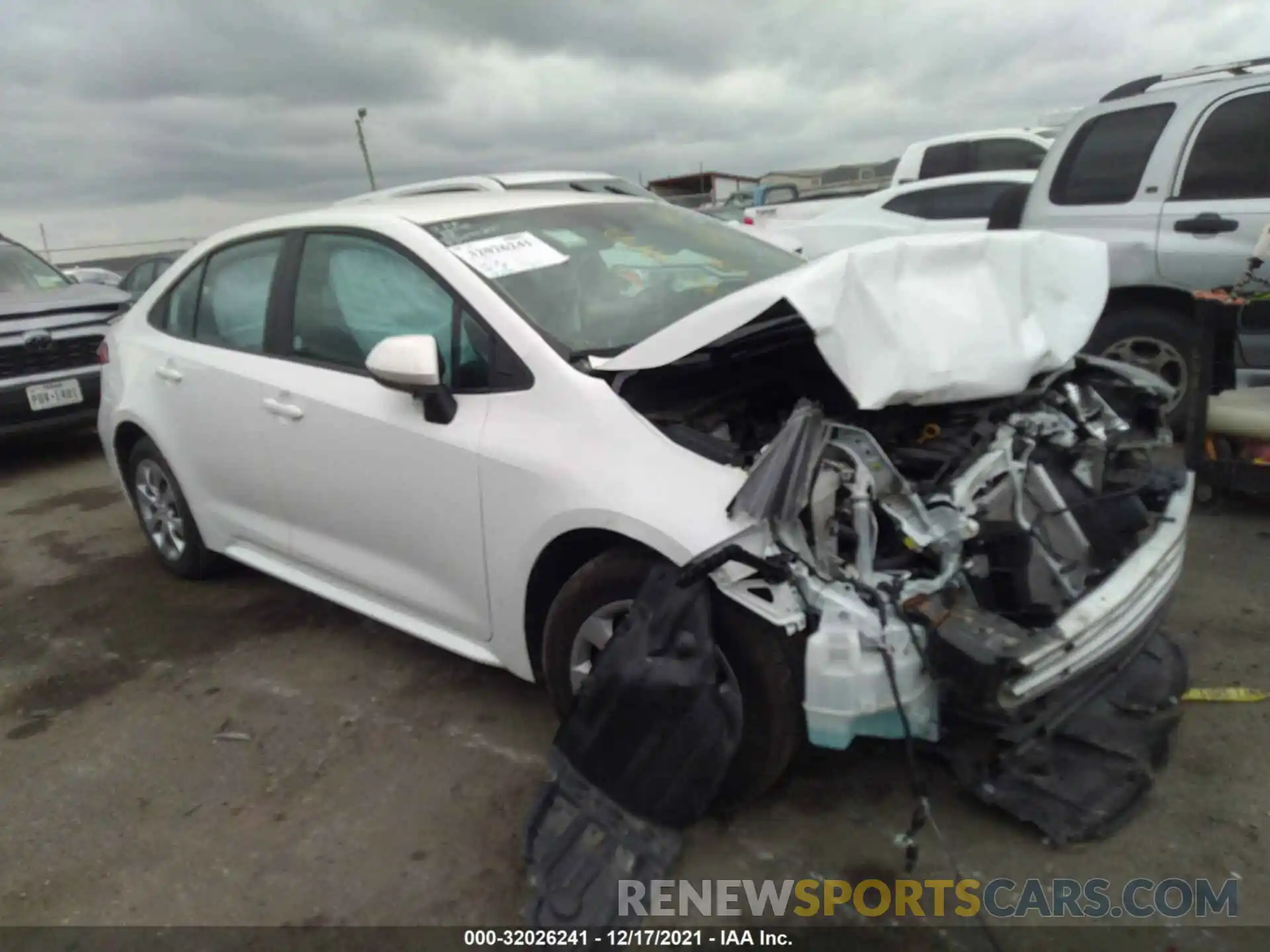 1 Photograph of a damaged car 5YFEPMAE1MP235392 TOYOTA COROLLA 2021