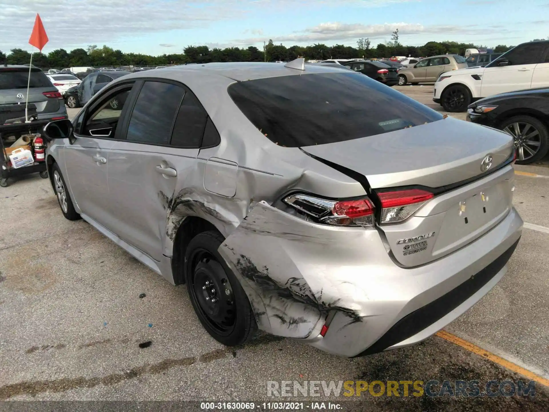 3 Photograph of a damaged car 5YFEPMAE1MP237336 TOYOTA COROLLA 2021