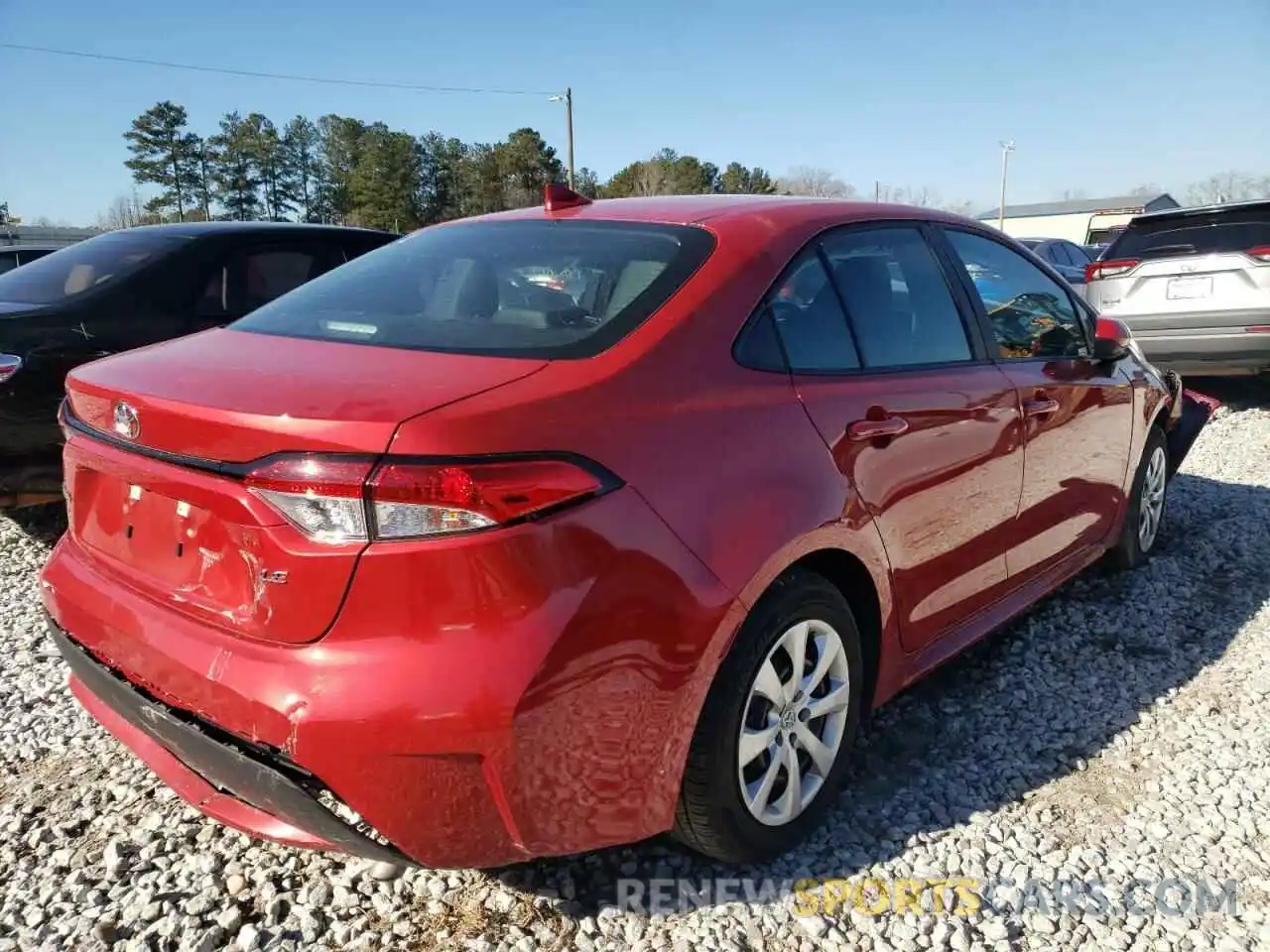 4 Photograph of a damaged car 5YFEPMAE1MP239166 TOYOTA COROLLA 2021