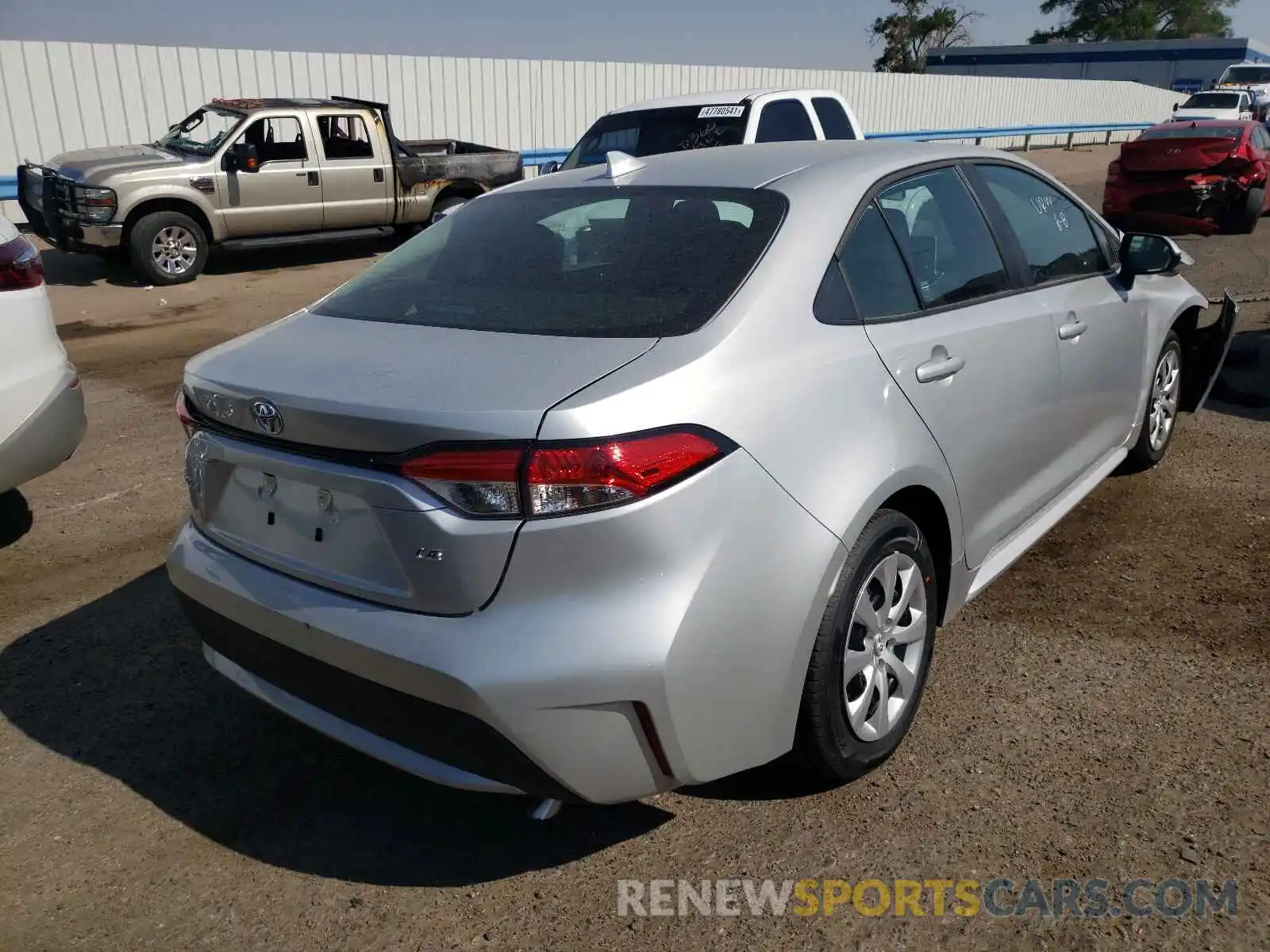 4 Photograph of a damaged car 5YFEPMAE1MP244920 TOYOTA COROLLA 2021