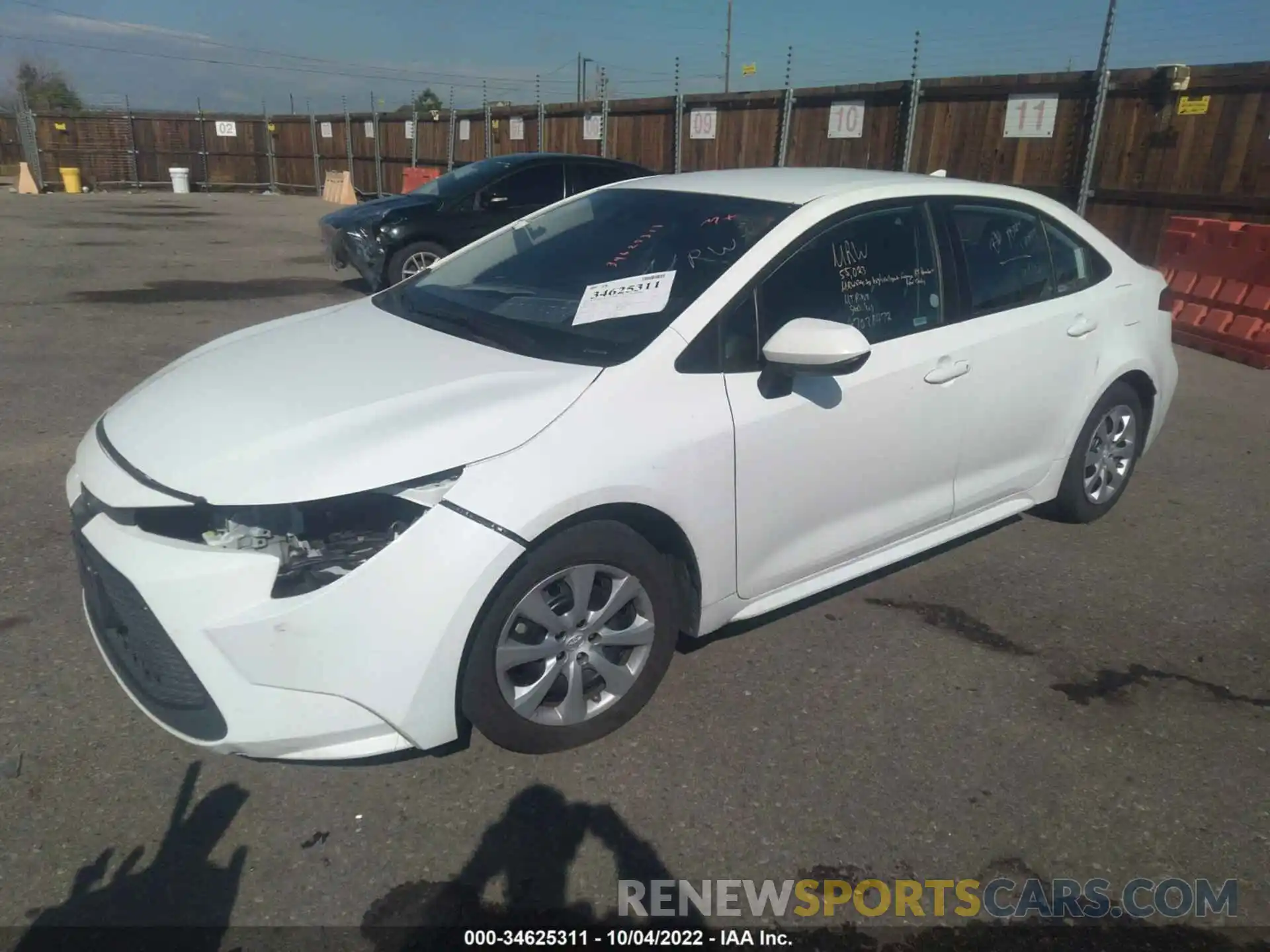 2 Photograph of a damaged car 5YFEPMAE1MP246621 TOYOTA COROLLA 2021