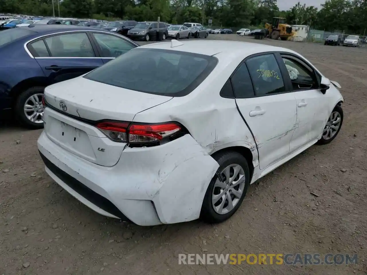 4 Photograph of a damaged car 5YFEPMAE1MP246876 TOYOTA COROLLA 2021