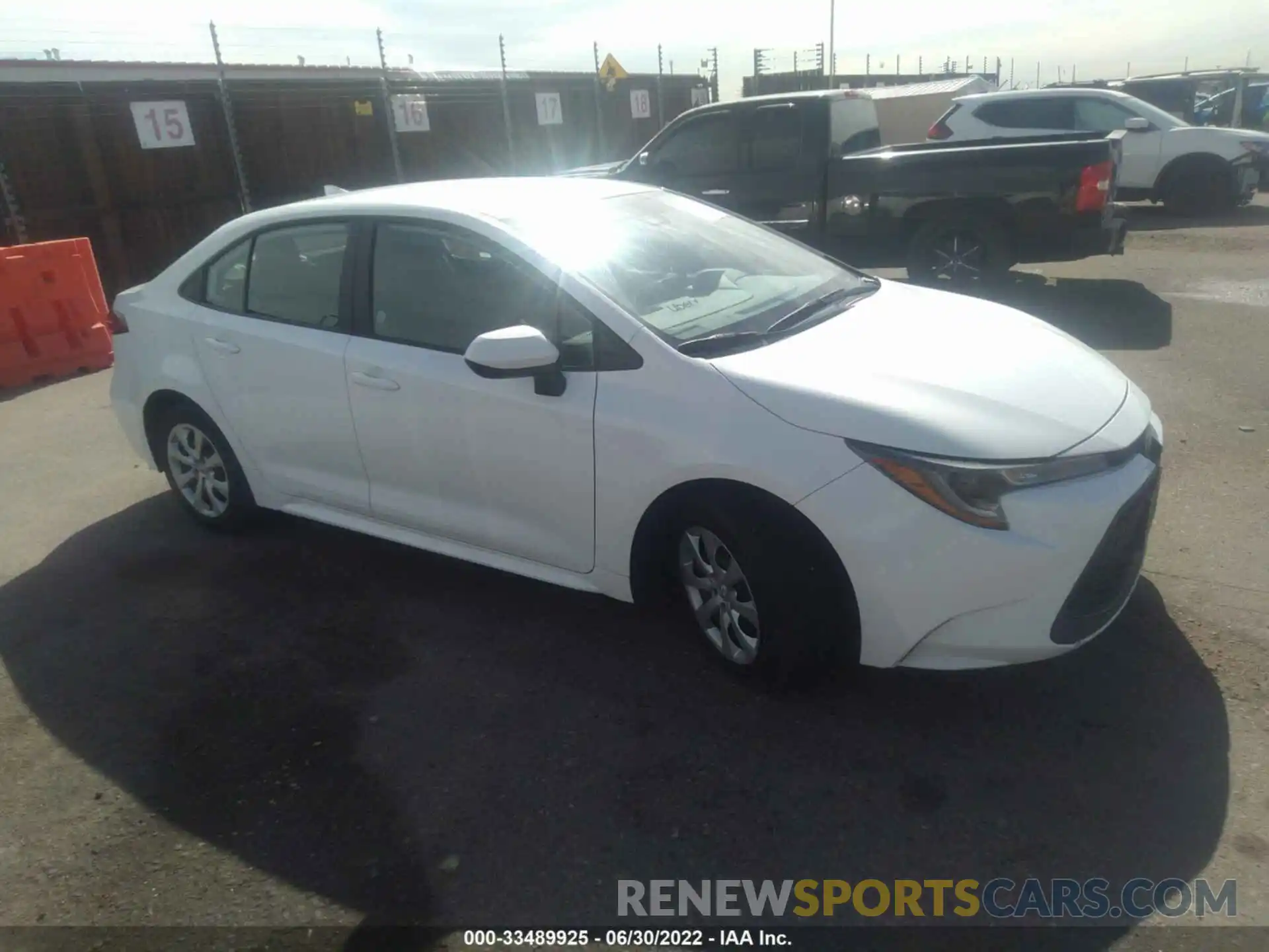 1 Photograph of a damaged car 5YFEPMAE1MP247185 TOYOTA COROLLA 2021