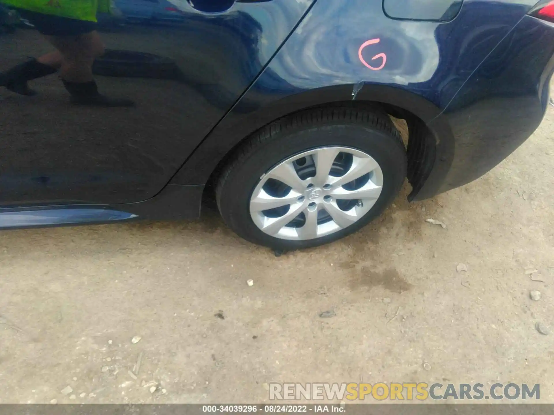 13 Photograph of a damaged car 5YFEPMAE1MP249406 TOYOTA COROLLA 2021