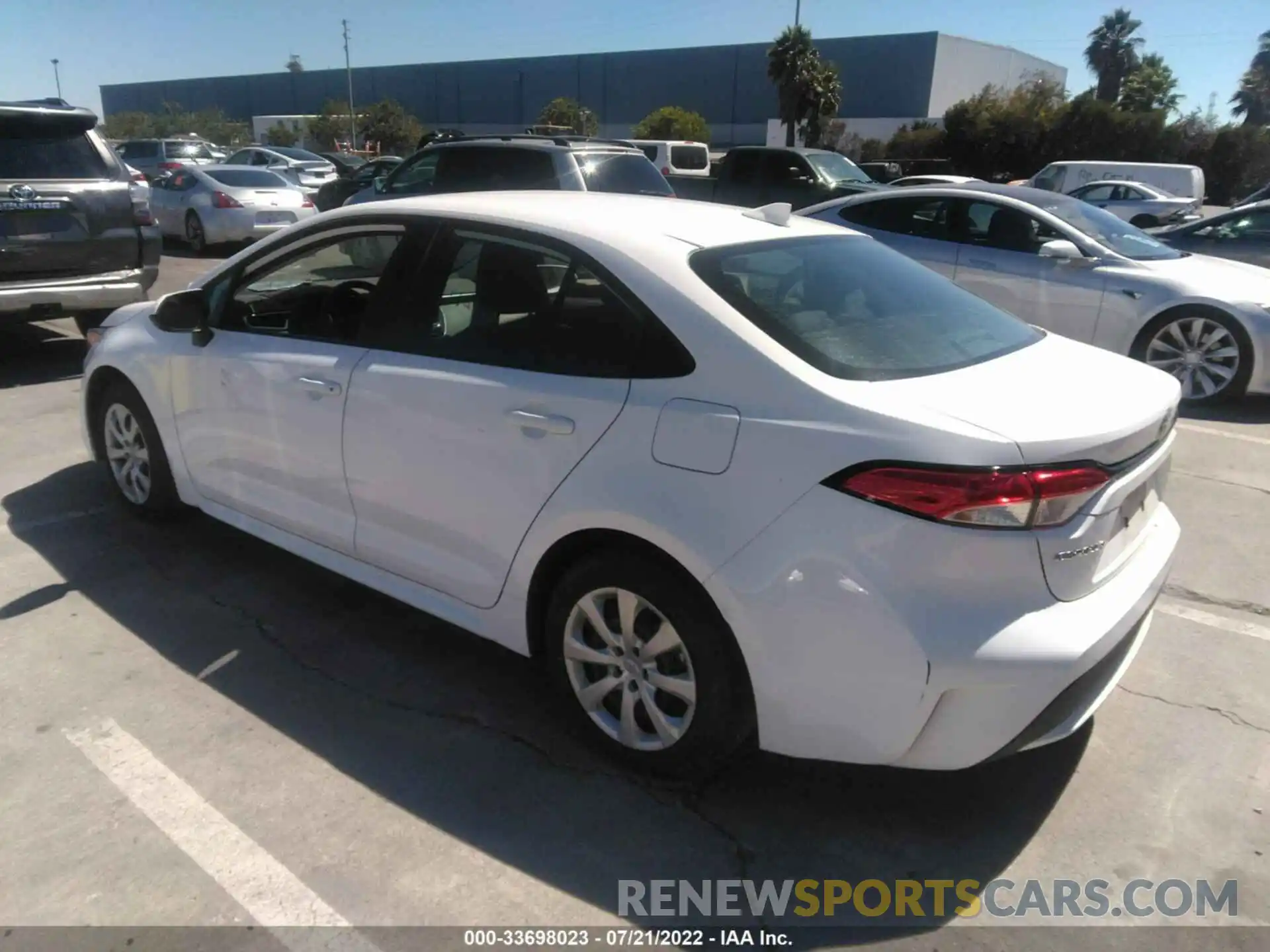 3 Photograph of a damaged car 5YFEPMAE1MP250202 TOYOTA COROLLA 2021