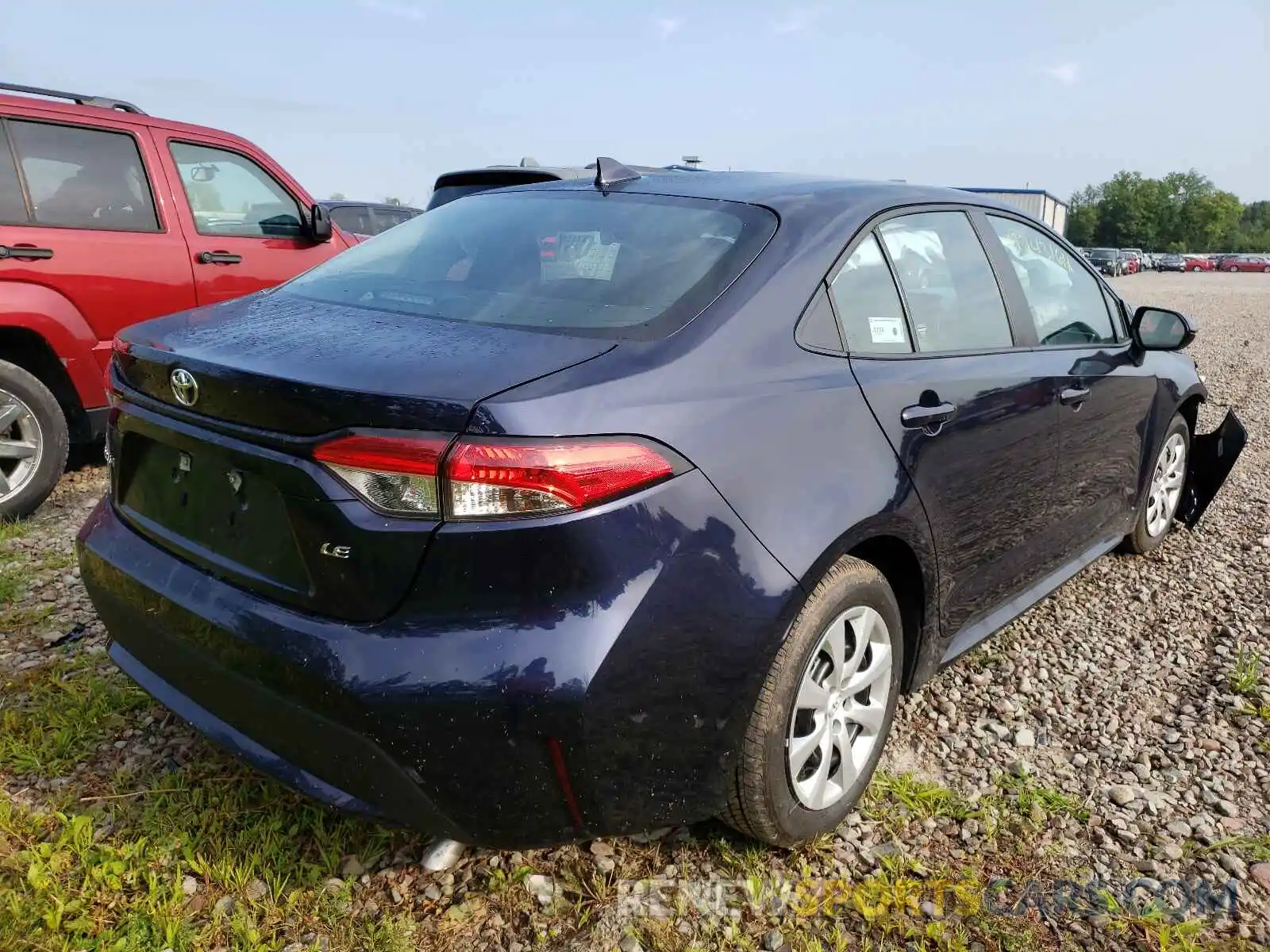 4 Photograph of a damaged car 5YFEPMAE1MP257456 TOYOTA COROLLA 2021