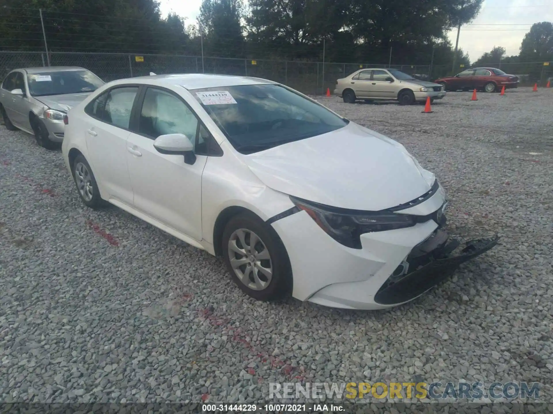 1 Photograph of a damaged car 5YFEPMAE1MP258266 TOYOTA COROLLA 2021