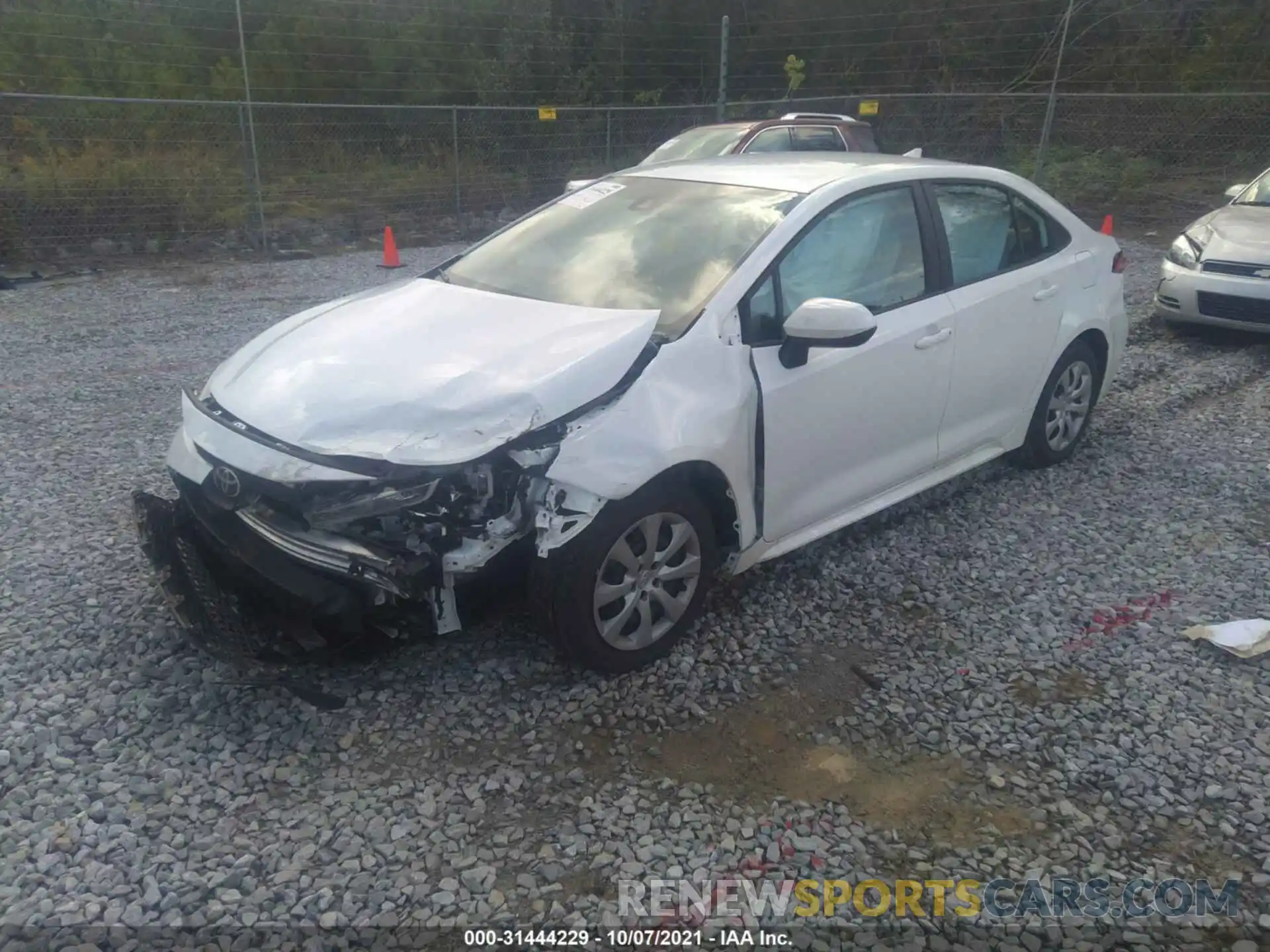 2 Photograph of a damaged car 5YFEPMAE1MP258266 TOYOTA COROLLA 2021