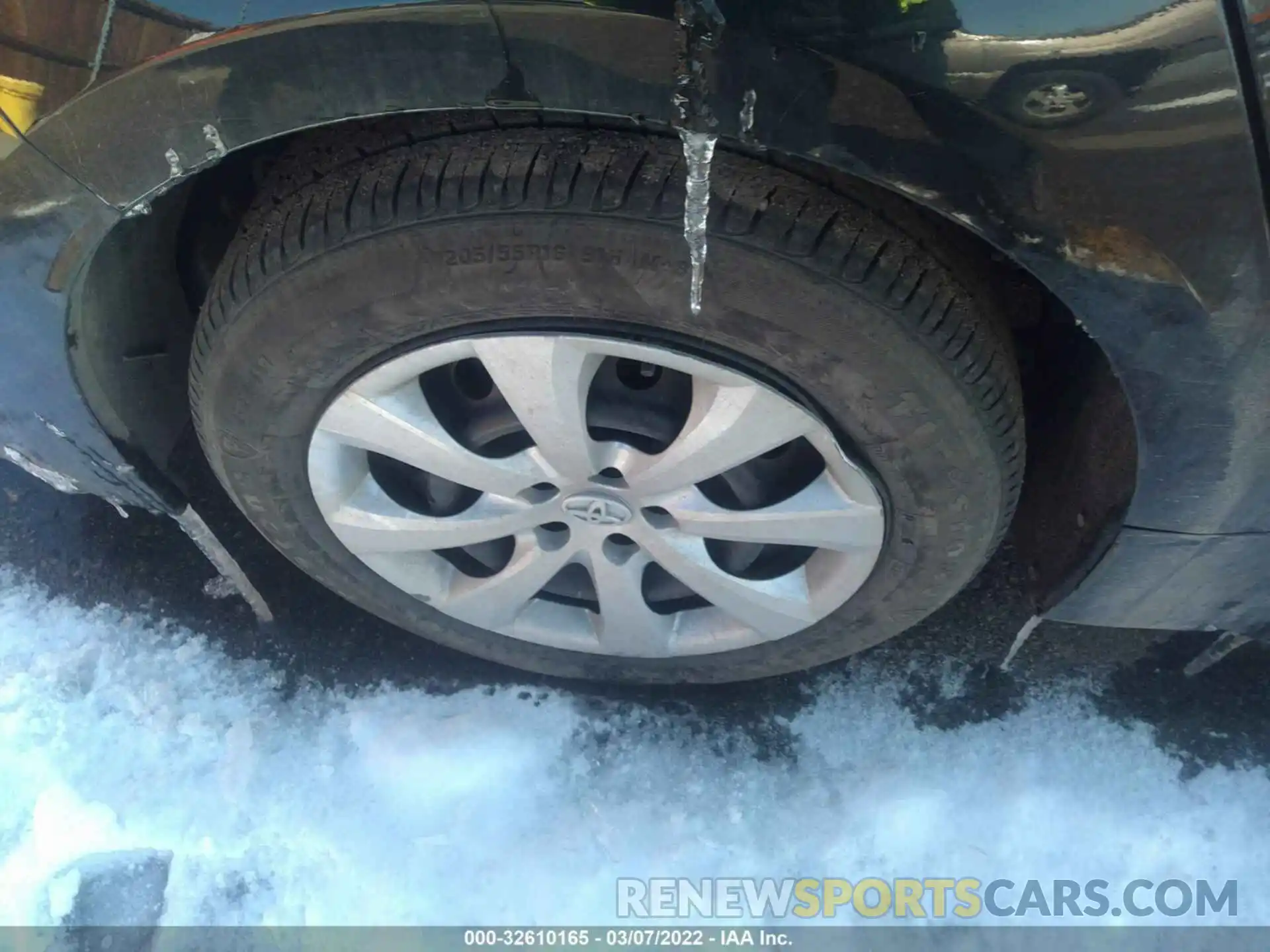 15 Photograph of a damaged car 5YFEPMAE1MP263161 TOYOTA COROLLA 2021