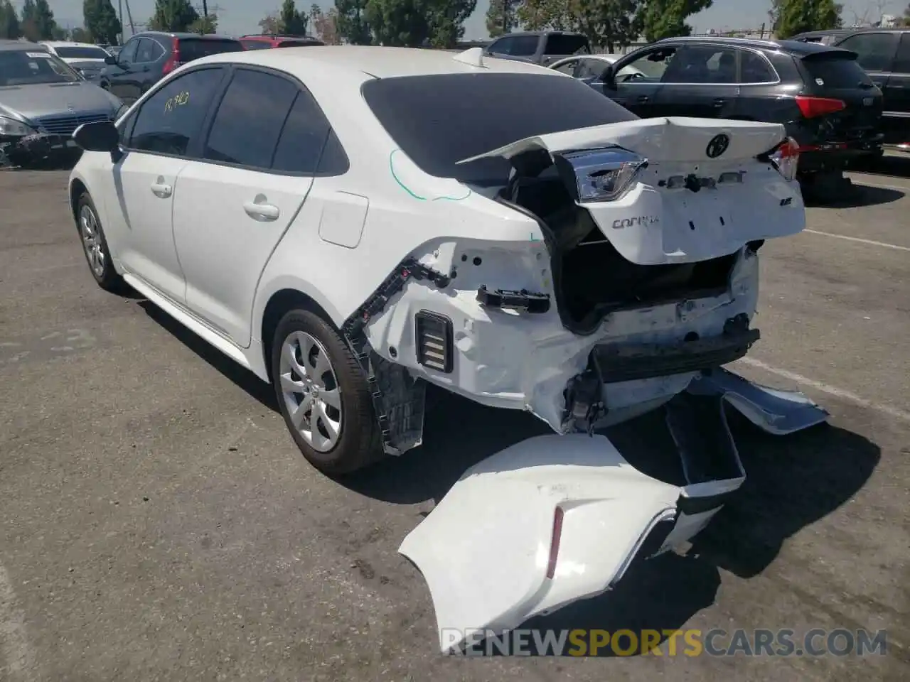 3 Photograph of a damaged car 5YFEPMAE1MP269882 TOYOTA COROLLA 2021