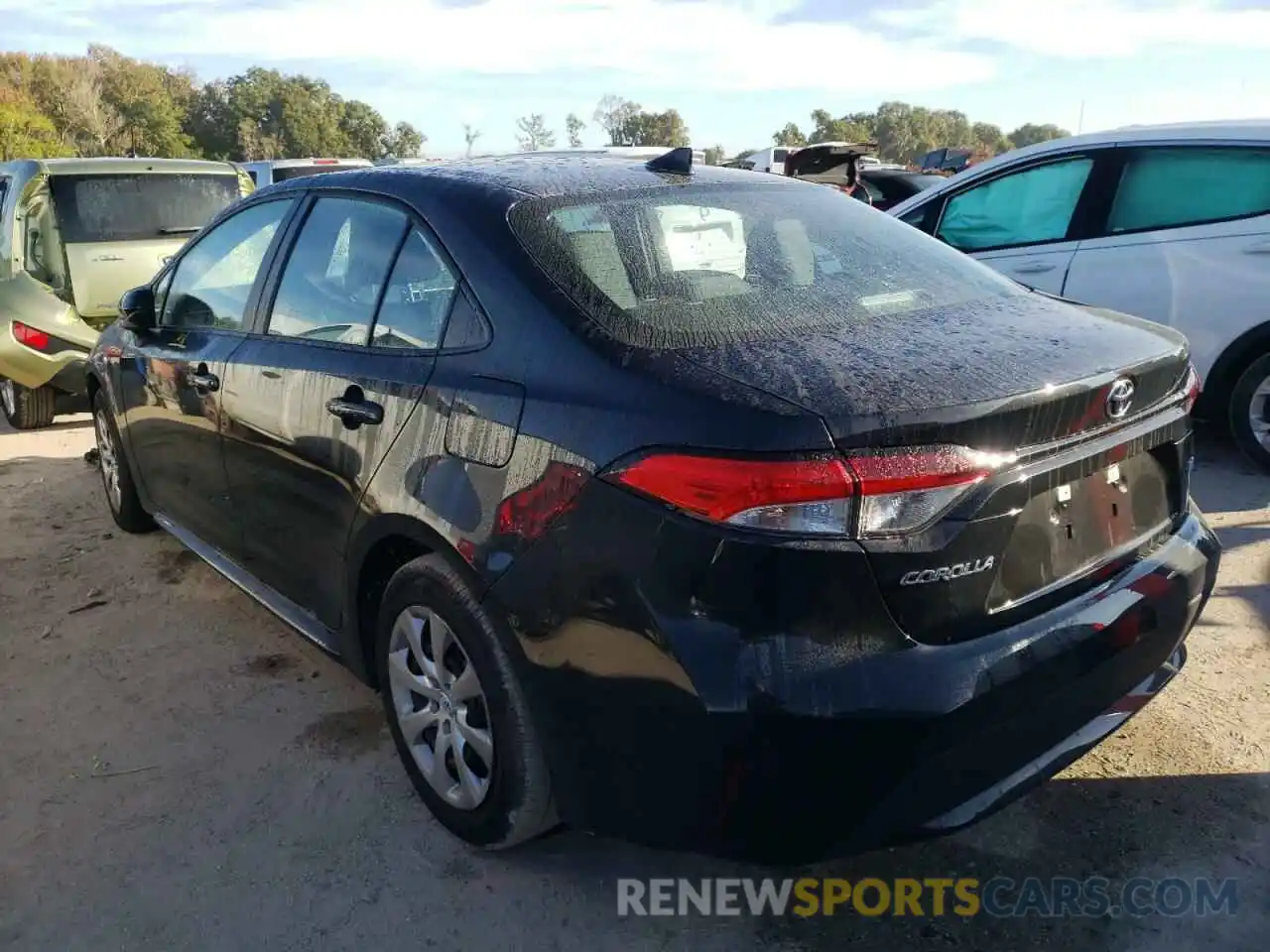 3 Photograph of a damaged car 5YFEPMAE1MP270384 TOYOTA COROLLA 2021