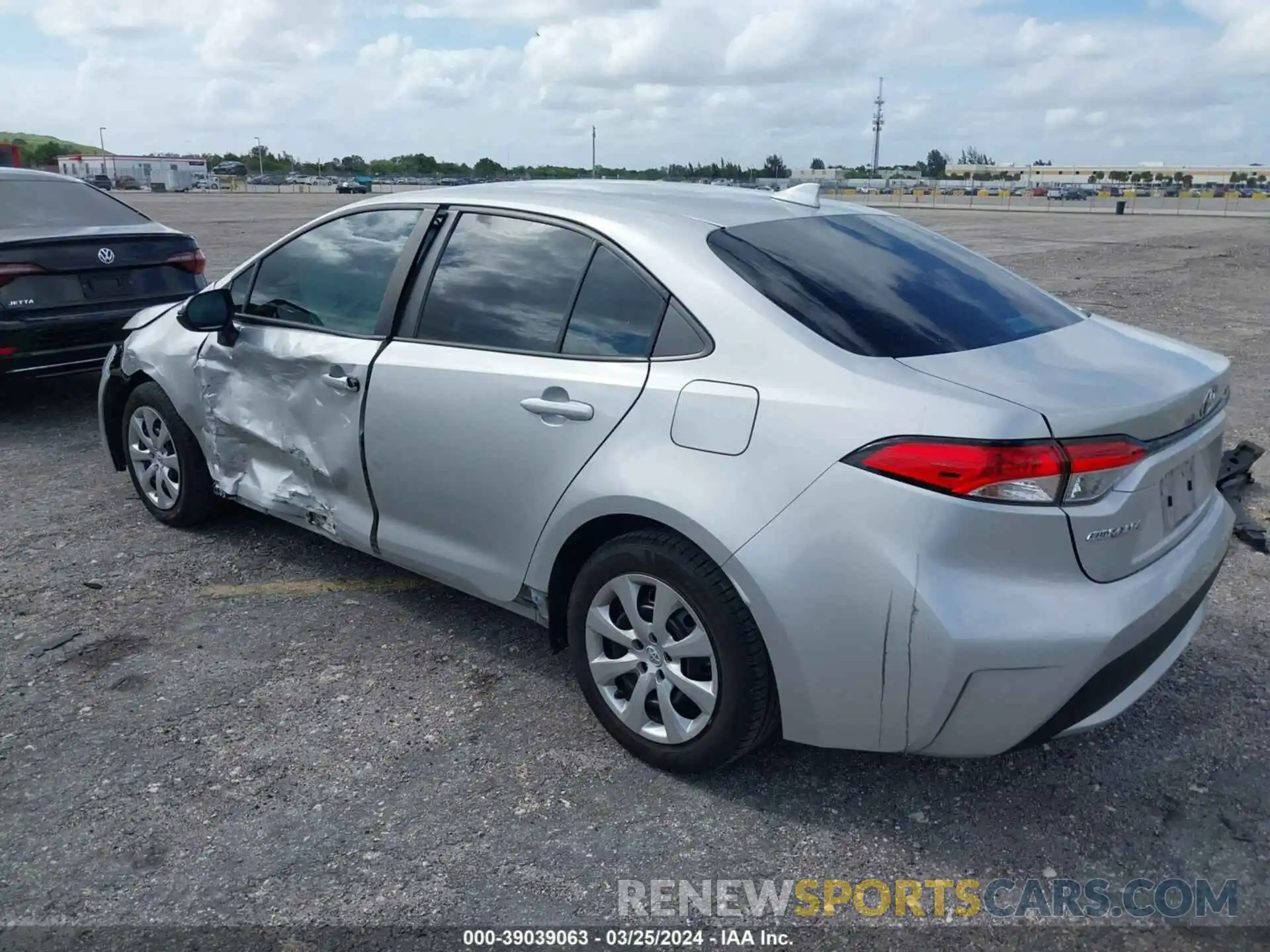 3 Photograph of a damaged car 5YFEPMAE2MP149797 TOYOTA COROLLA 2021