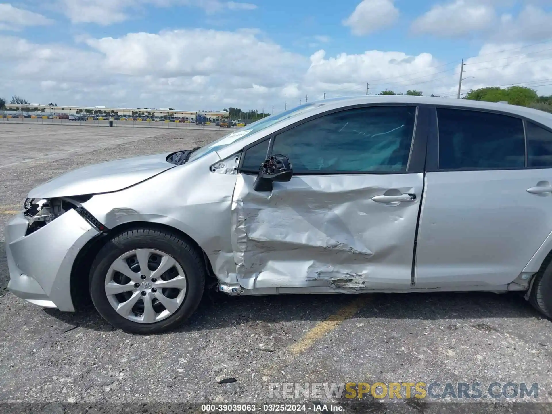 6 Photograph of a damaged car 5YFEPMAE2MP149797 TOYOTA COROLLA 2021