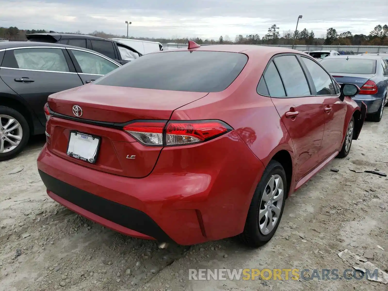 4 Photograph of a damaged car 5YFEPMAE2MP150206 TOYOTA COROLLA 2021