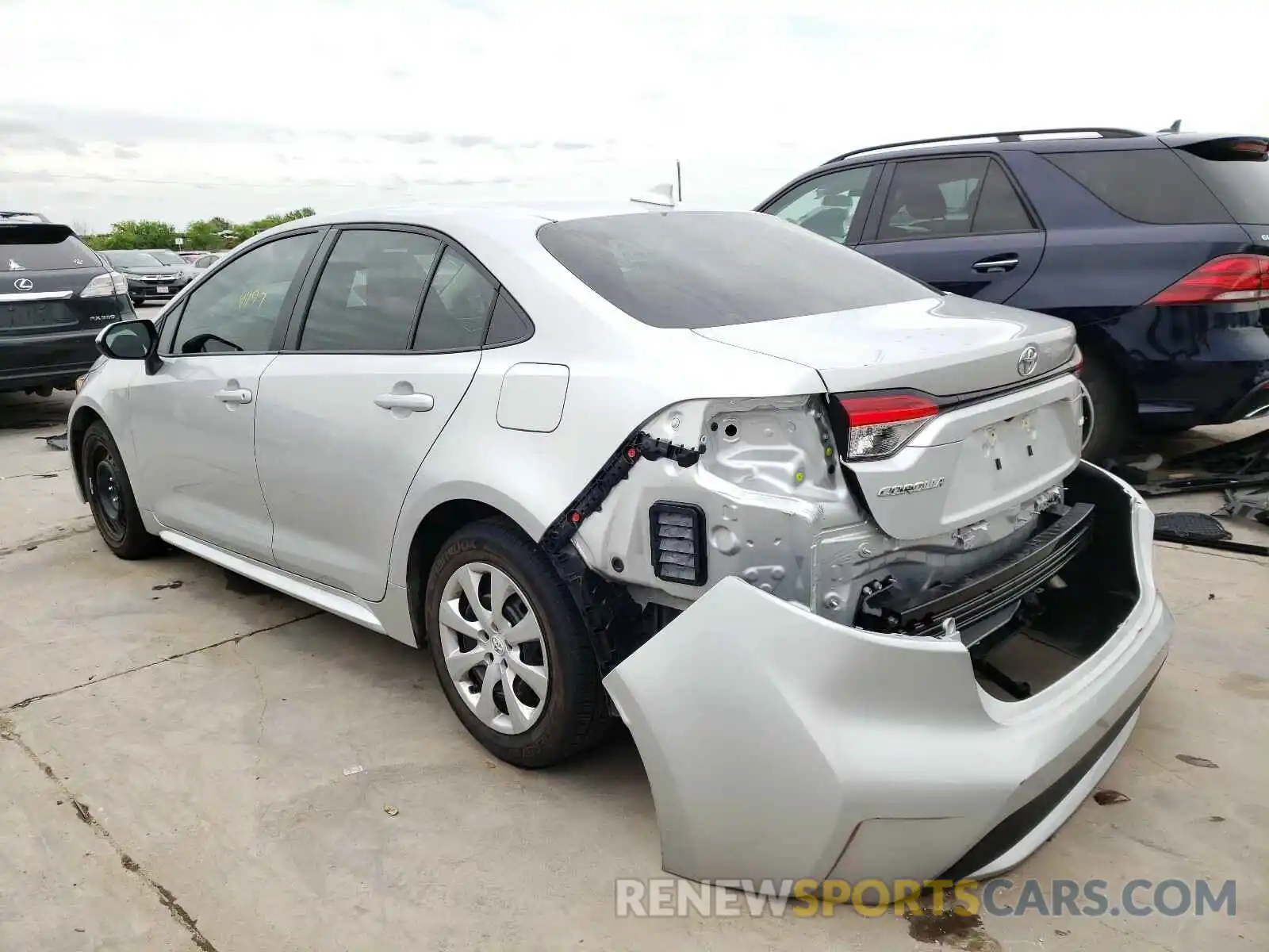 3 Photograph of a damaged car 5YFEPMAE2MP153543 TOYOTA COROLLA 2021