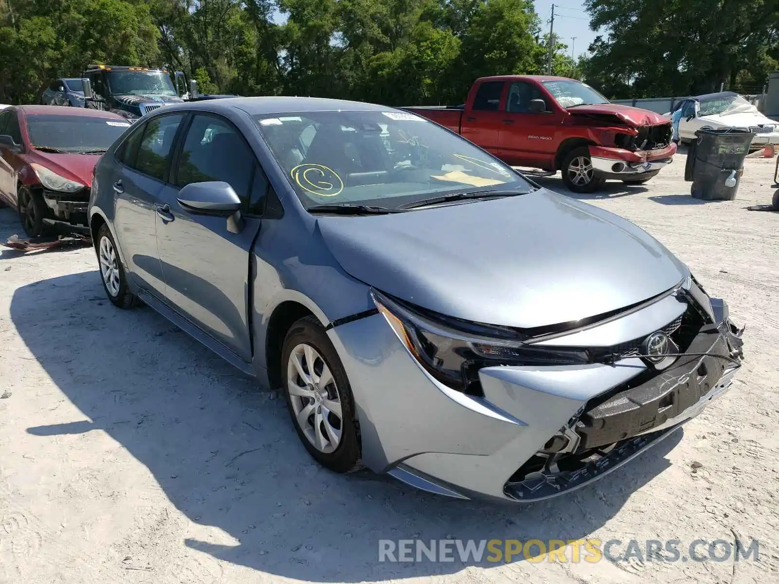 1 Photograph of a damaged car 5YFEPMAE2MP154045 TOYOTA COROLLA 2021