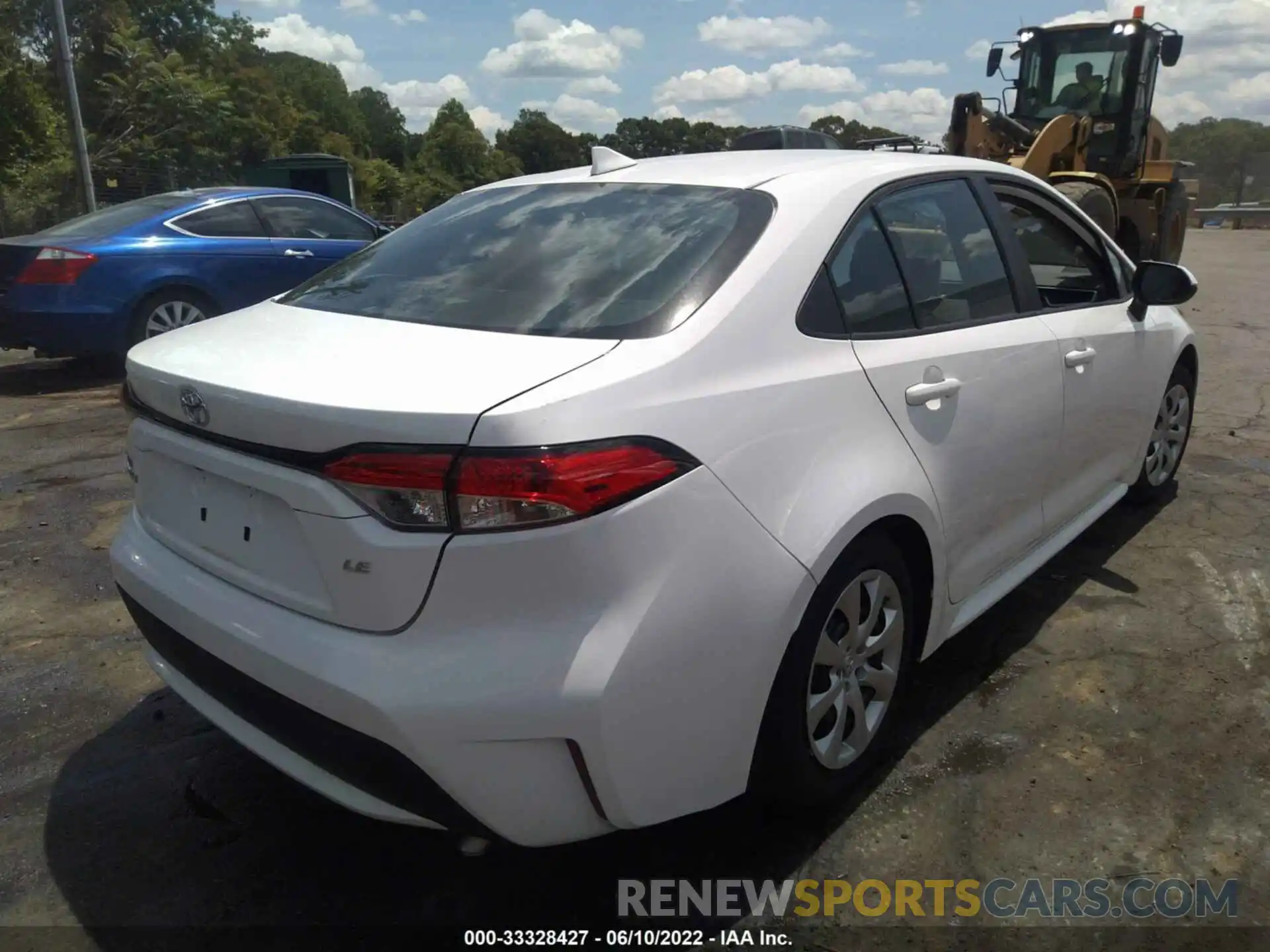 4 Photograph of a damaged car 5YFEPMAE2MP156393 TOYOTA COROLLA 2021