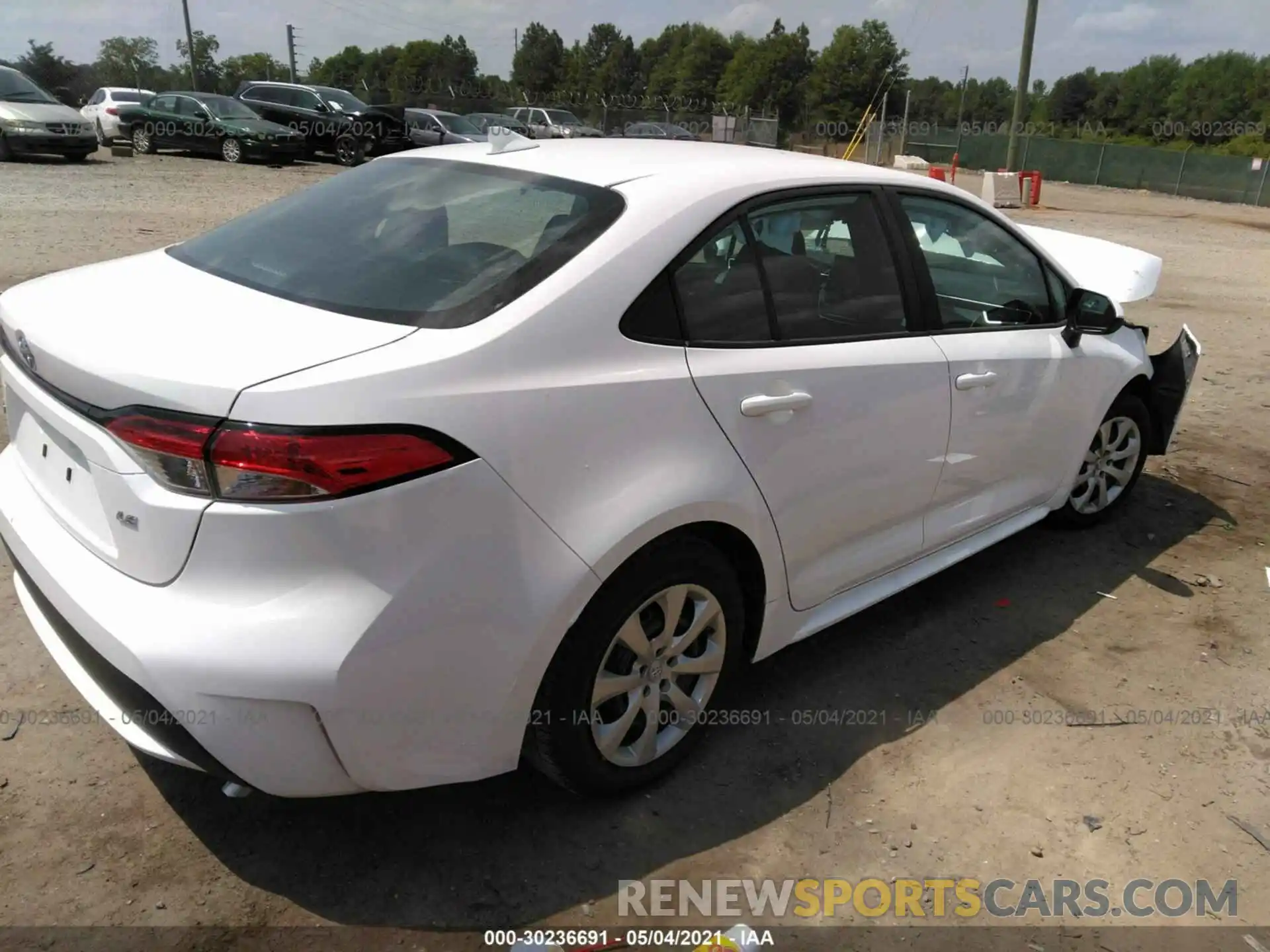 4 Photograph of a damaged car 5YFEPMAE2MP158452 TOYOTA COROLLA 2021