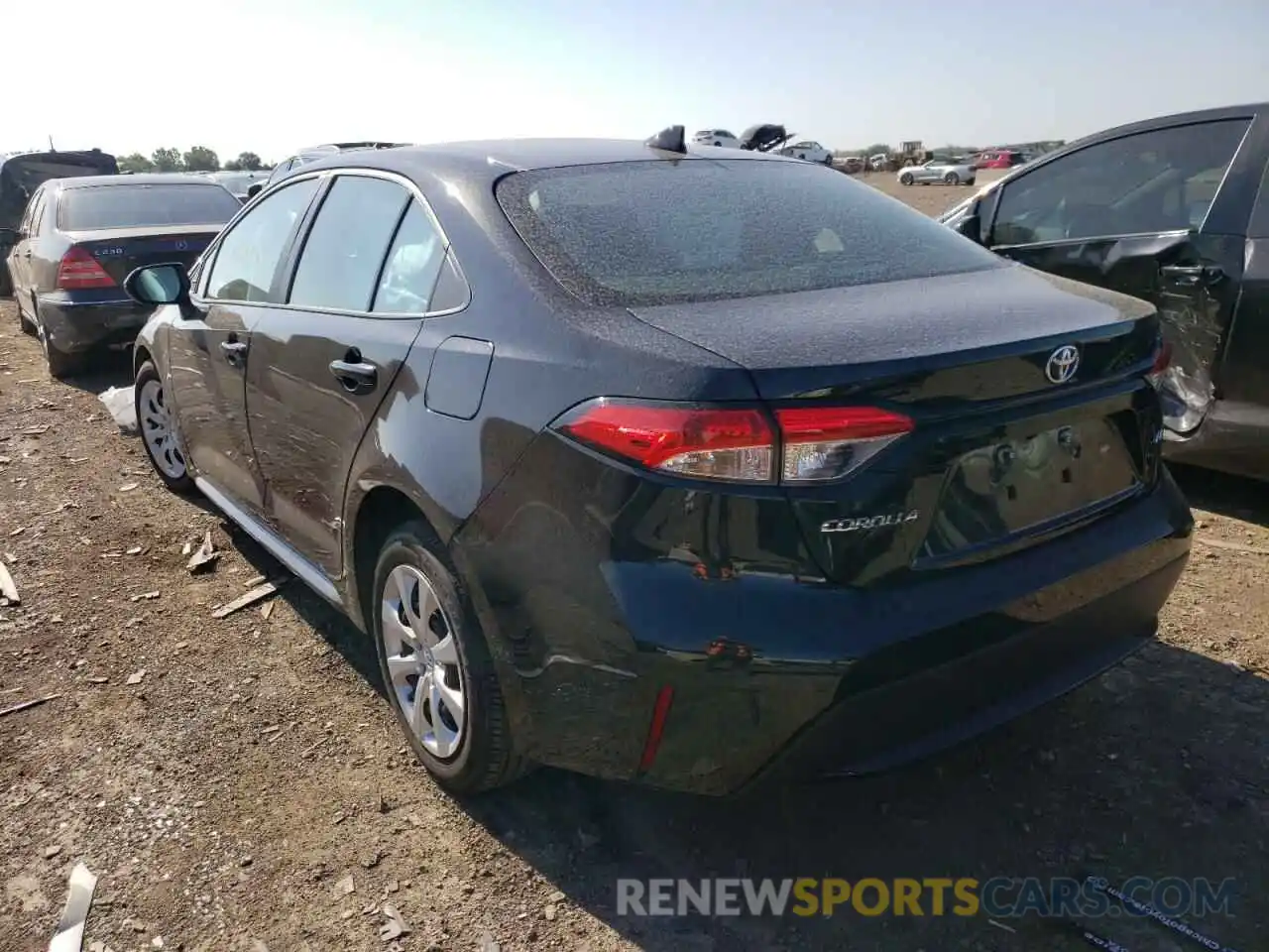 3 Photograph of a damaged car 5YFEPMAE2MP159102 TOYOTA COROLLA 2021