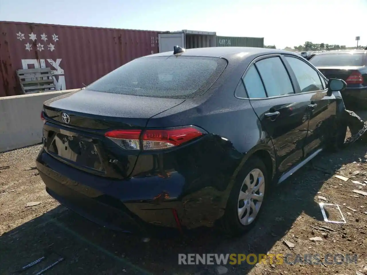 4 Photograph of a damaged car 5YFEPMAE2MP159102 TOYOTA COROLLA 2021