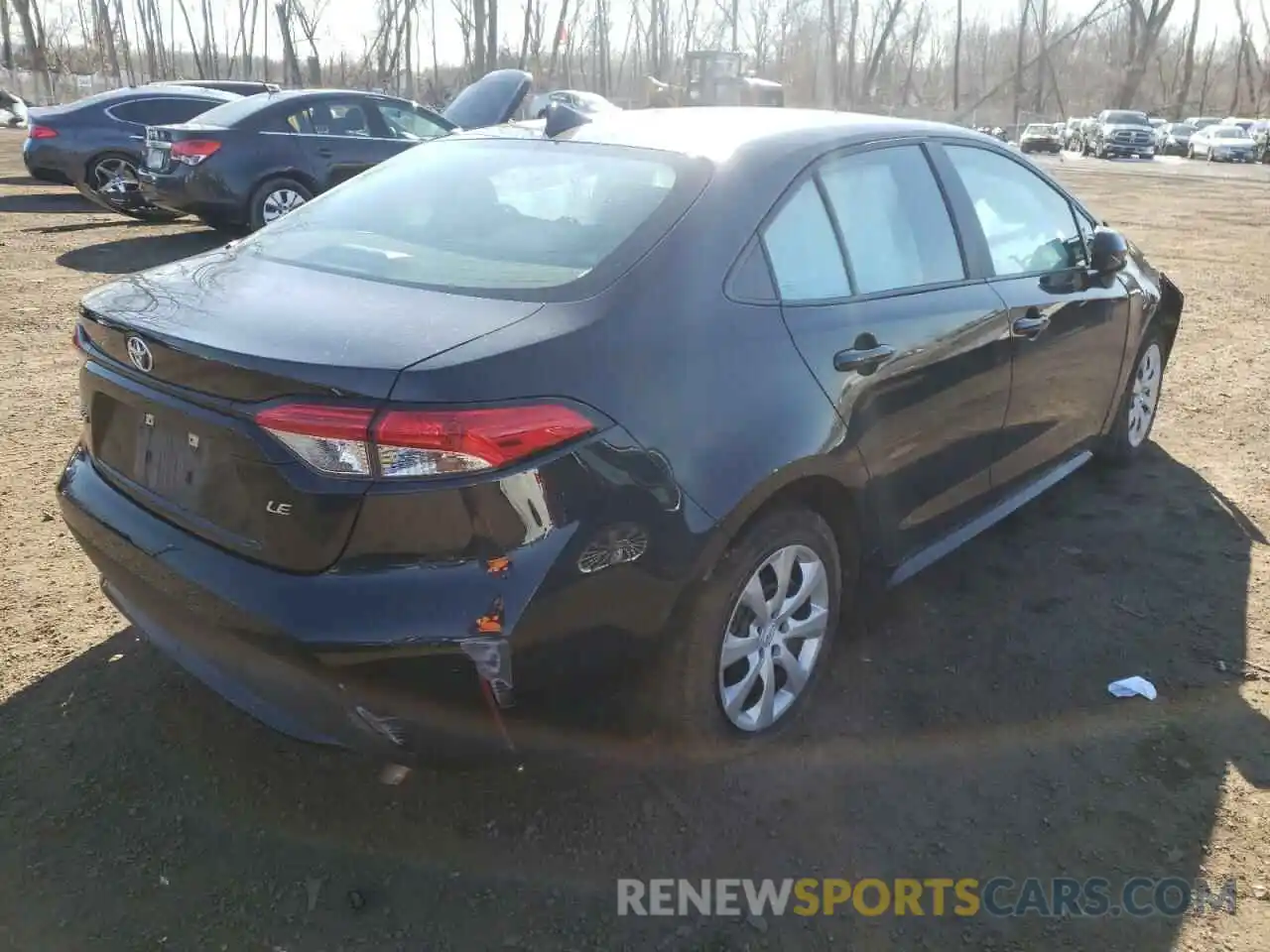 4 Photograph of a damaged car 5YFEPMAE2MP159617 TOYOTA COROLLA 2021