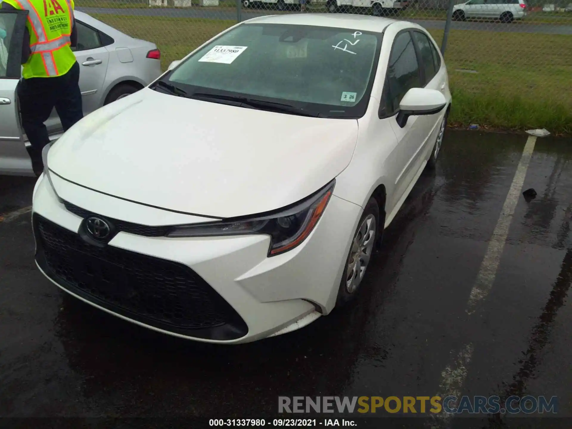 2 Photograph of a damaged car 5YFEPMAE2MP161450 TOYOTA COROLLA 2021