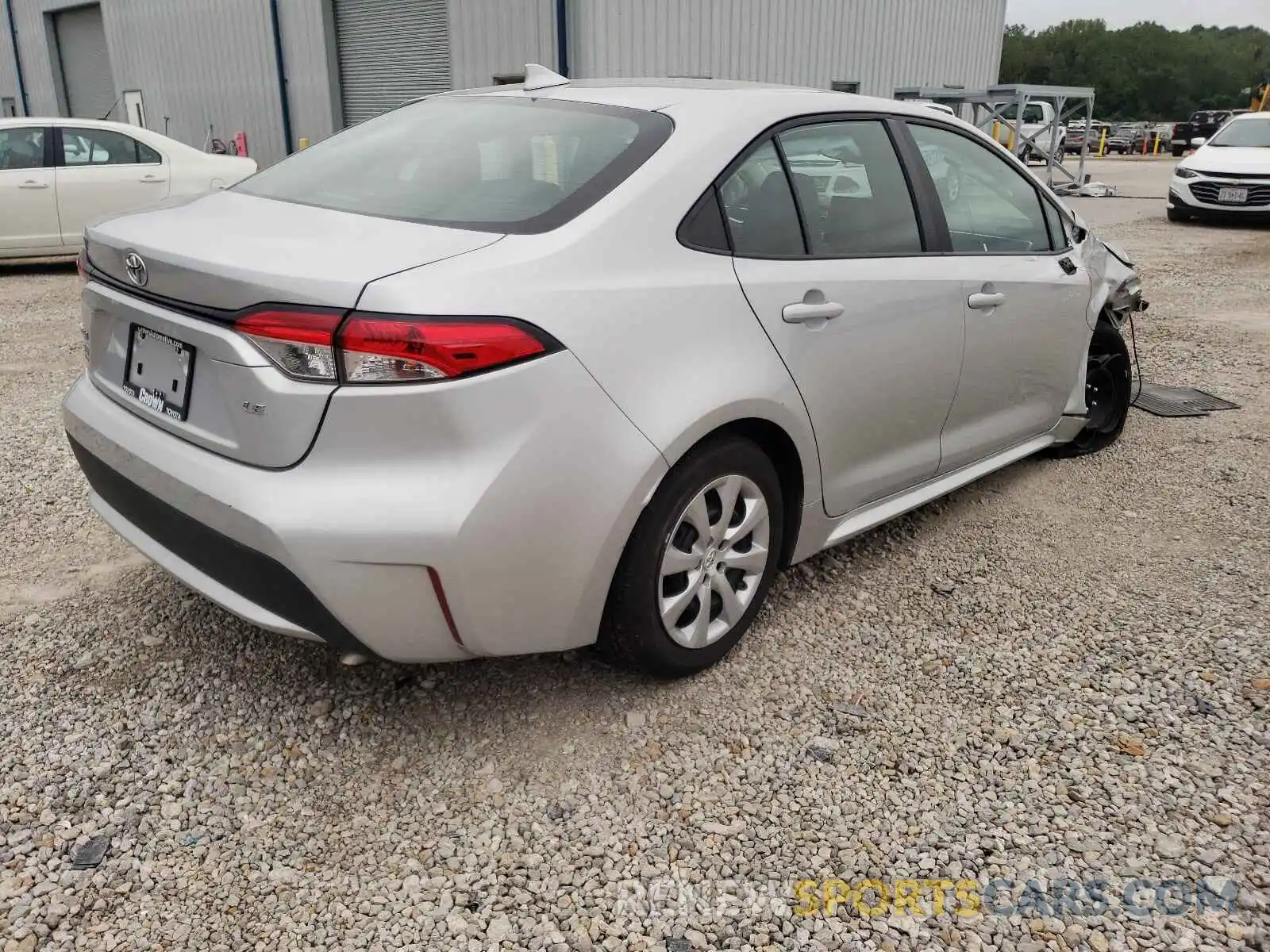 4 Photograph of a damaged car 5YFEPMAE2MP162551 TOYOTA COROLLA 2021