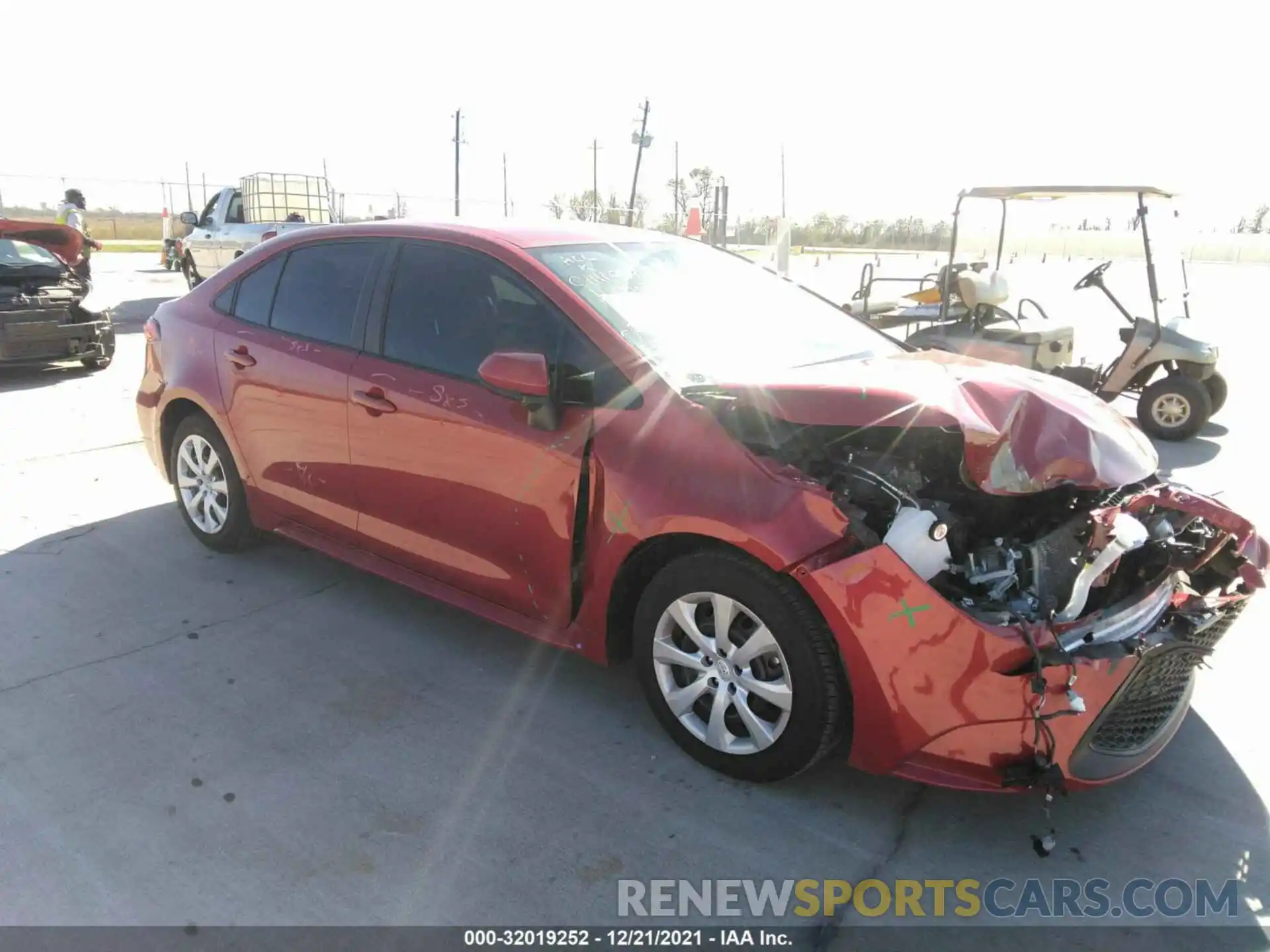 1 Photograph of a damaged car 5YFEPMAE2MP162856 TOYOTA COROLLA 2021