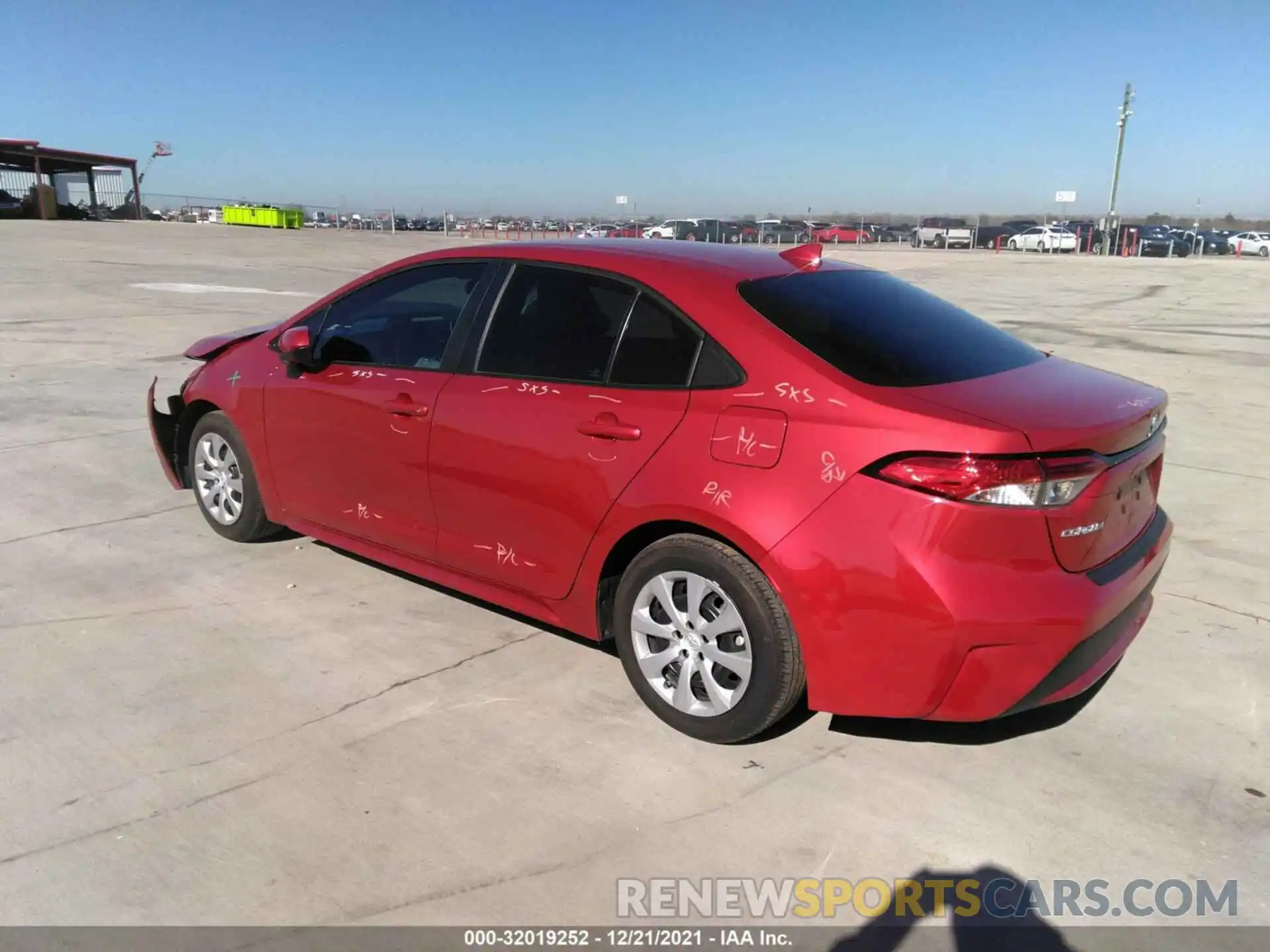 3 Photograph of a damaged car 5YFEPMAE2MP162856 TOYOTA COROLLA 2021