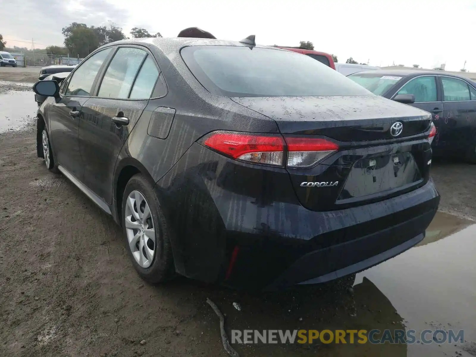 3 Photograph of a damaged car 5YFEPMAE2MP166969 TOYOTA COROLLA 2021