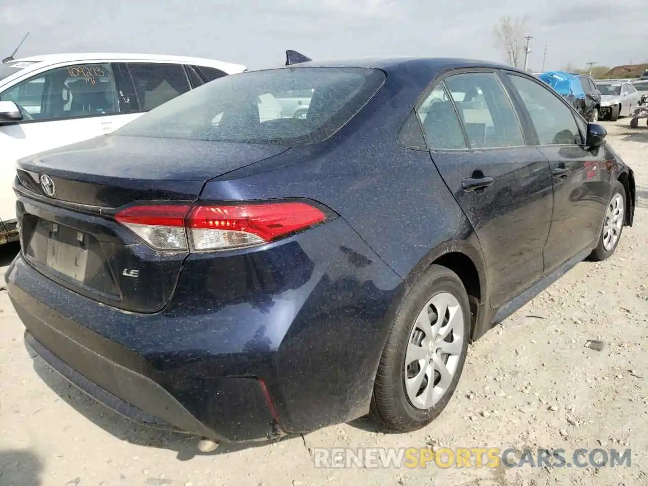 4 Photograph of a damaged car 5YFEPMAE2MP168642 TOYOTA COROLLA 2021