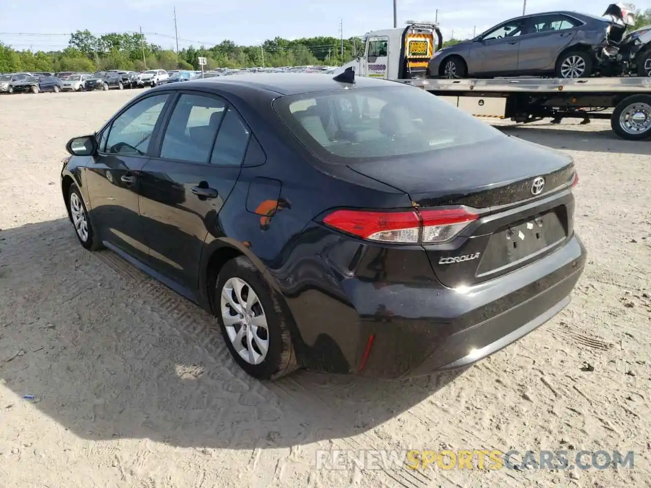 3 Photograph of a damaged car 5YFEPMAE2MP169094 TOYOTA COROLLA 2021